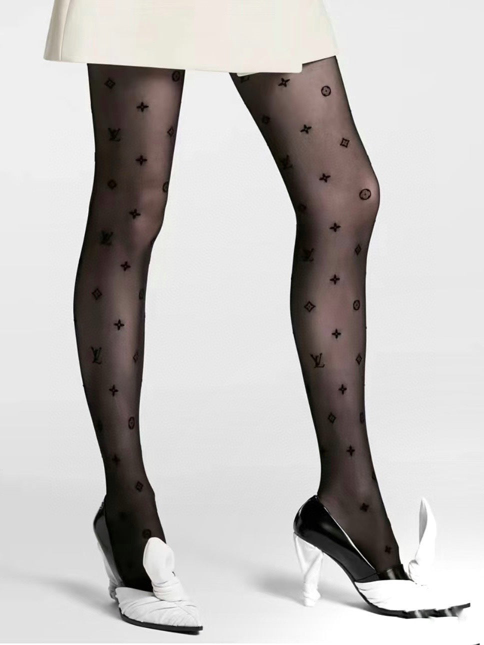 L Classic flocked letter stockings