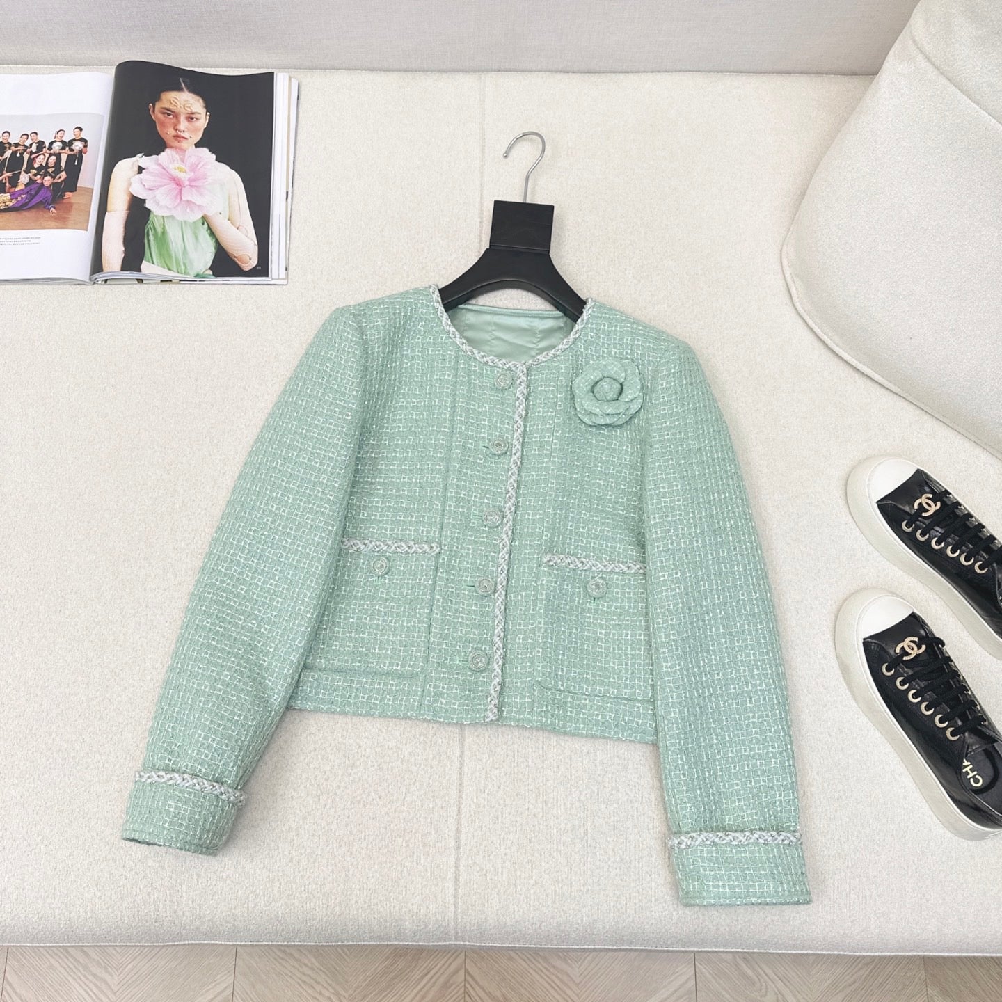 C 25 Mint green woven woolen coat