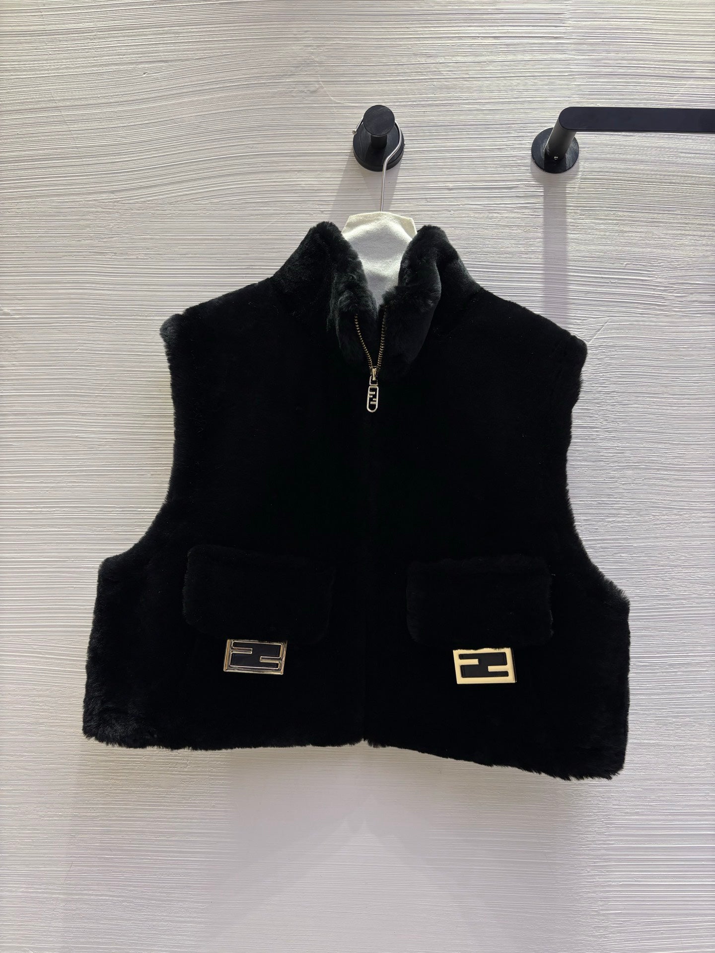 Fi 25 Merino fur vest