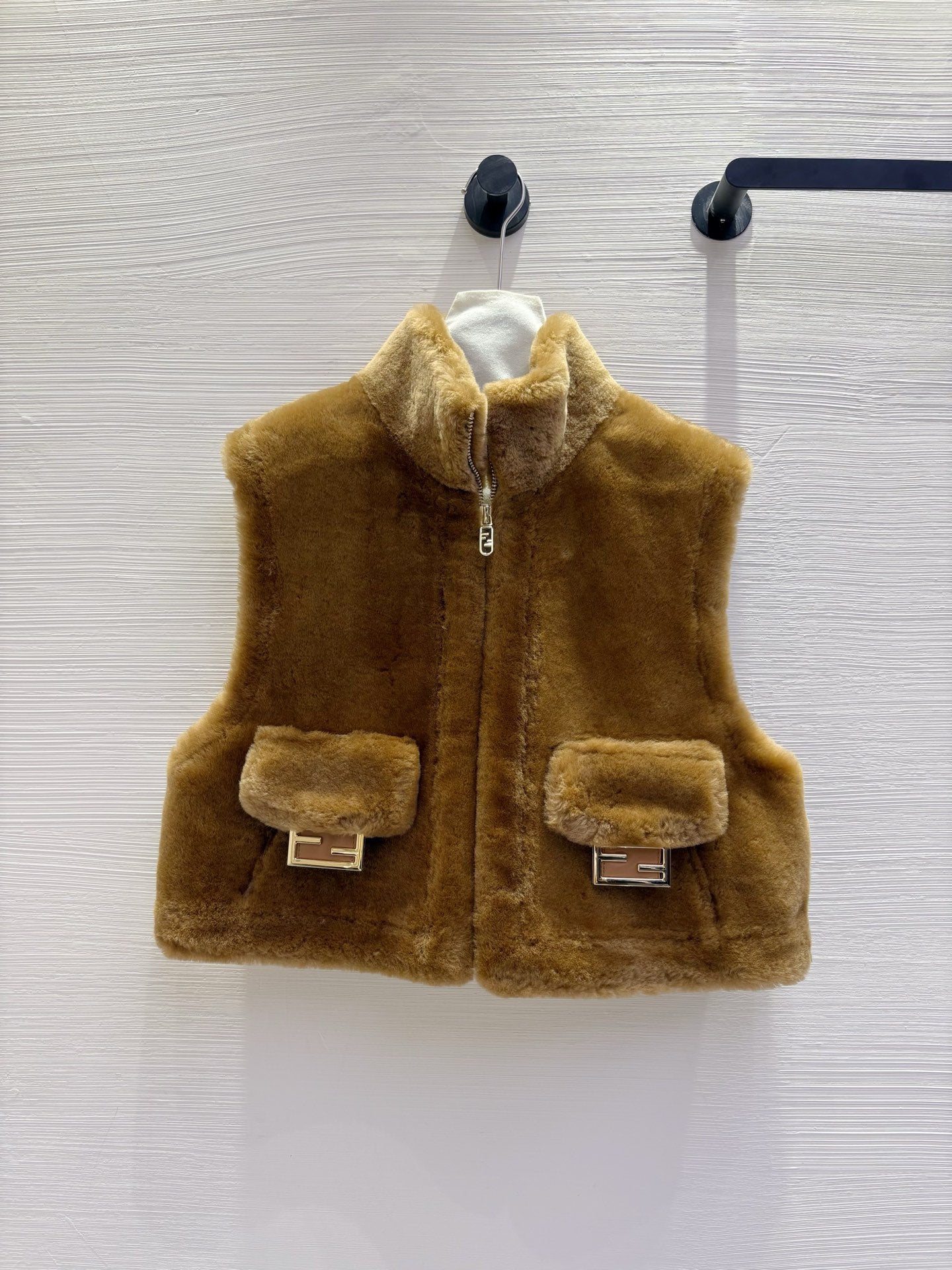 Fi 25 Merino fur vest