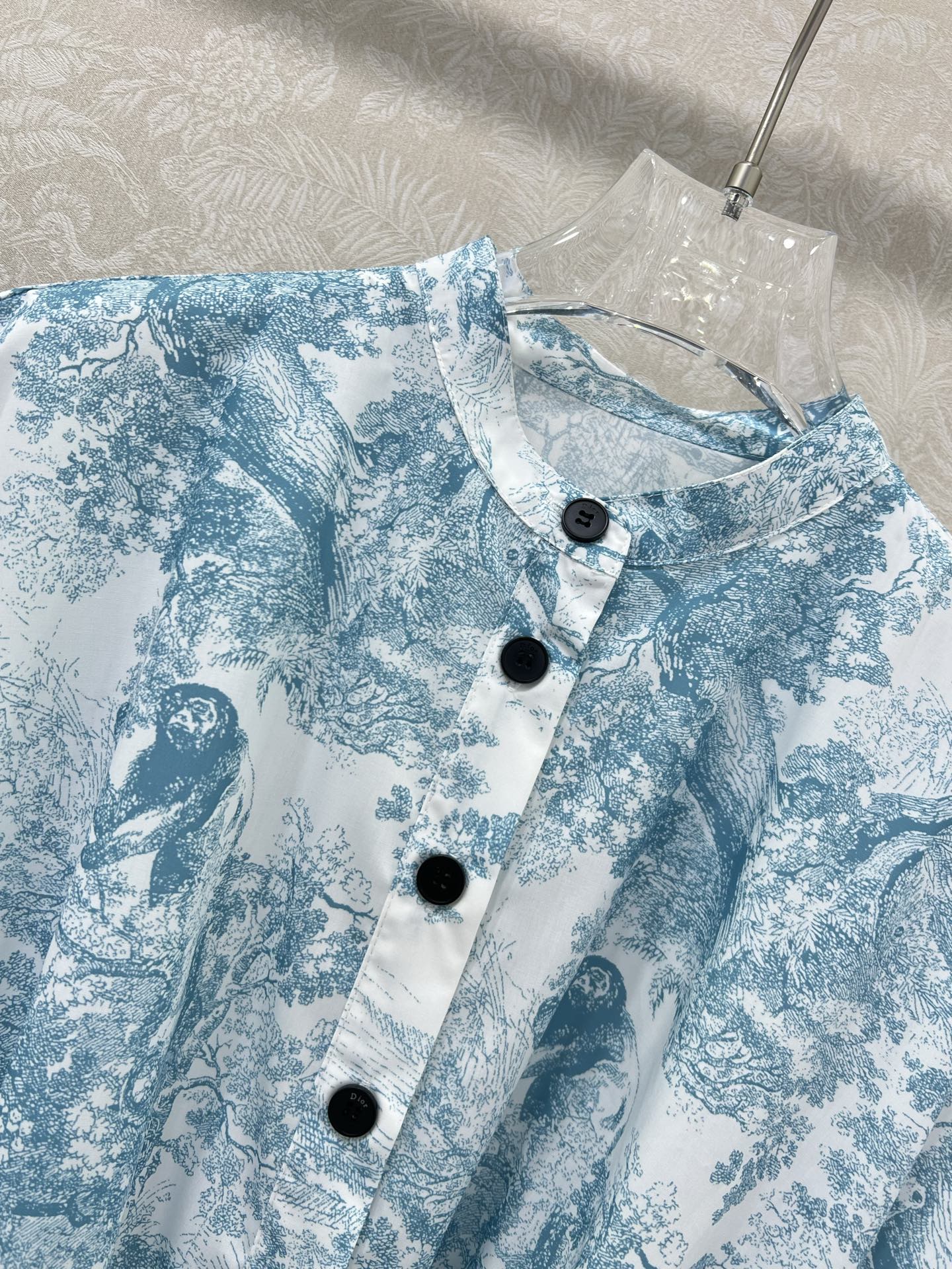 D 25 New Jungle Animal Print Short Sleeve Dress