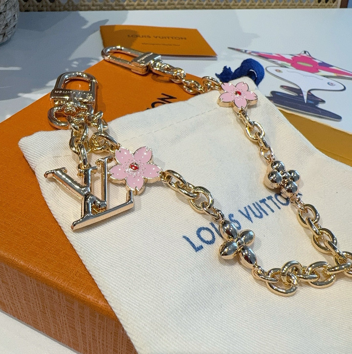 L 25 New Co-branded Cherry Blossom Keychain Bag Charms