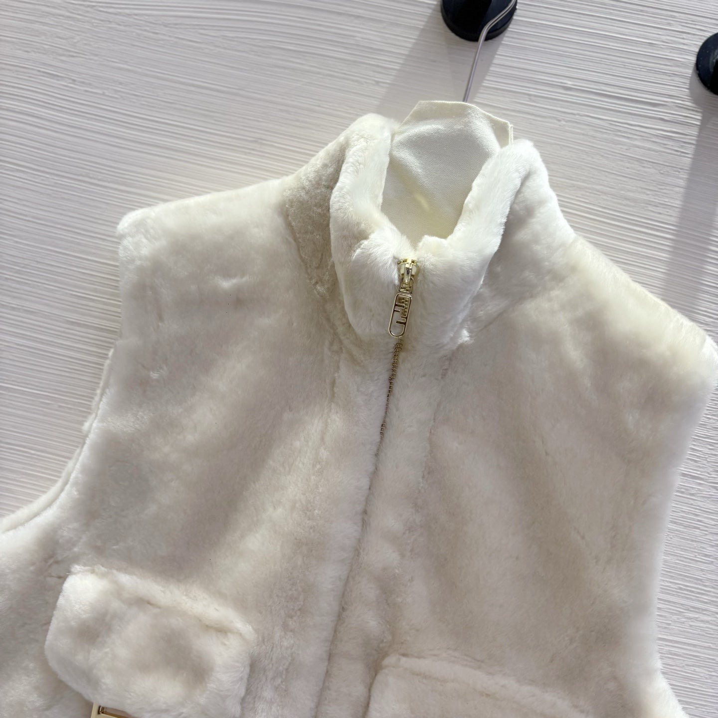 Fi 25 Merino fur vest