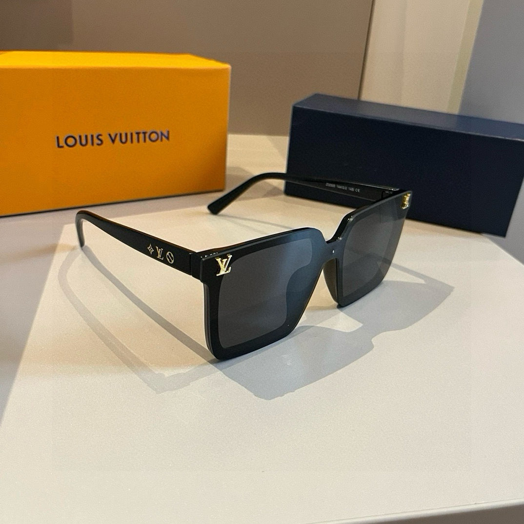 L sunglasses