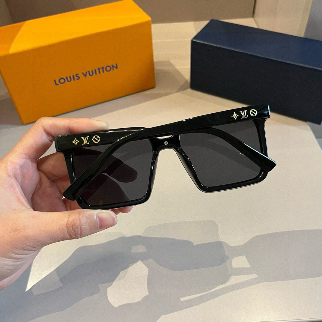 L sunglasses