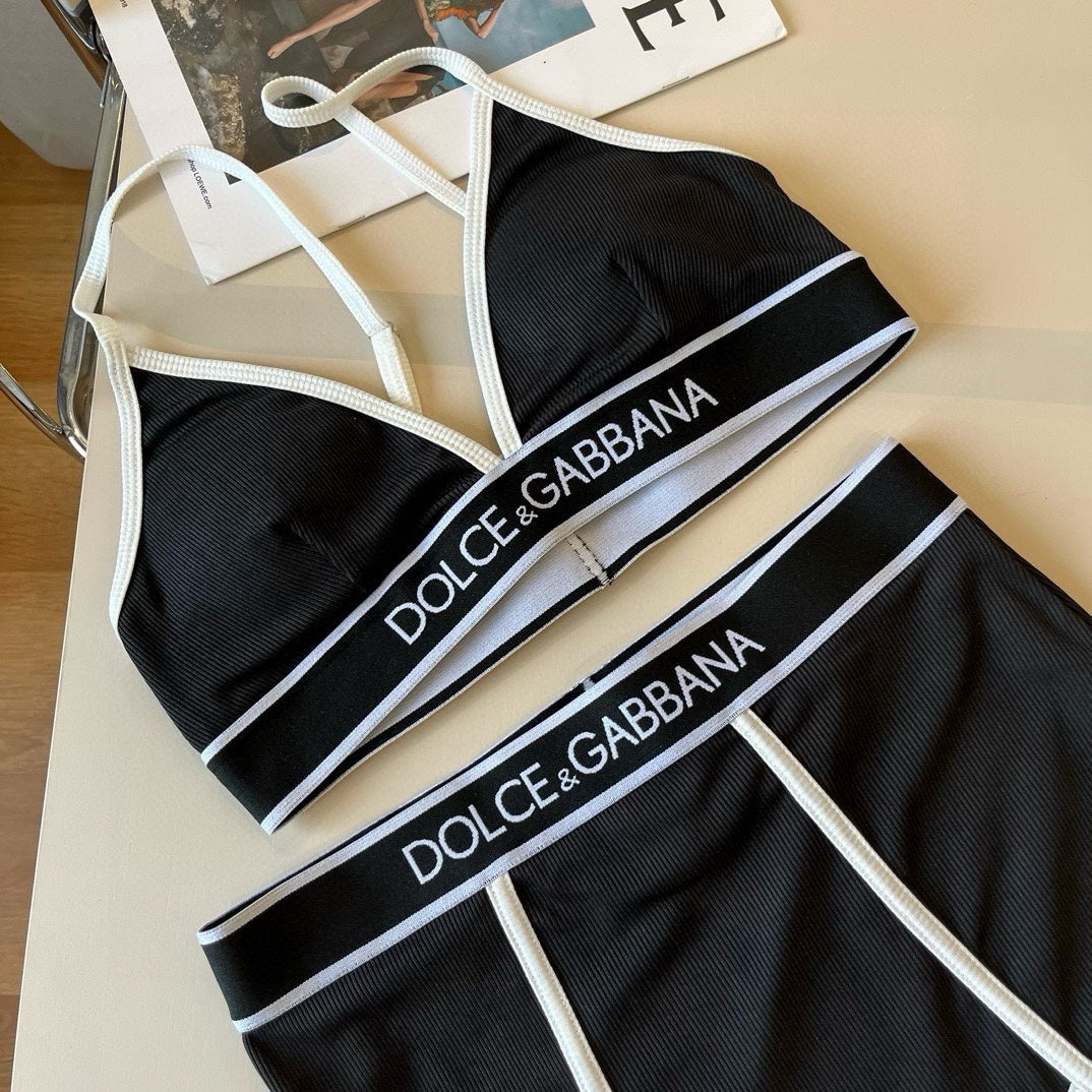 DO 25 New Split Pendant Swimsuit