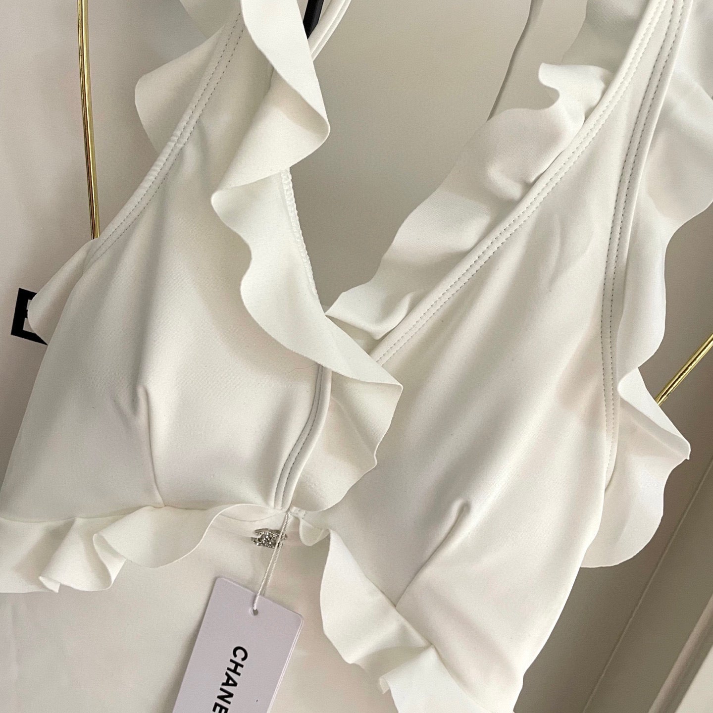 C 25 New Pure White One-piece Swimsuit