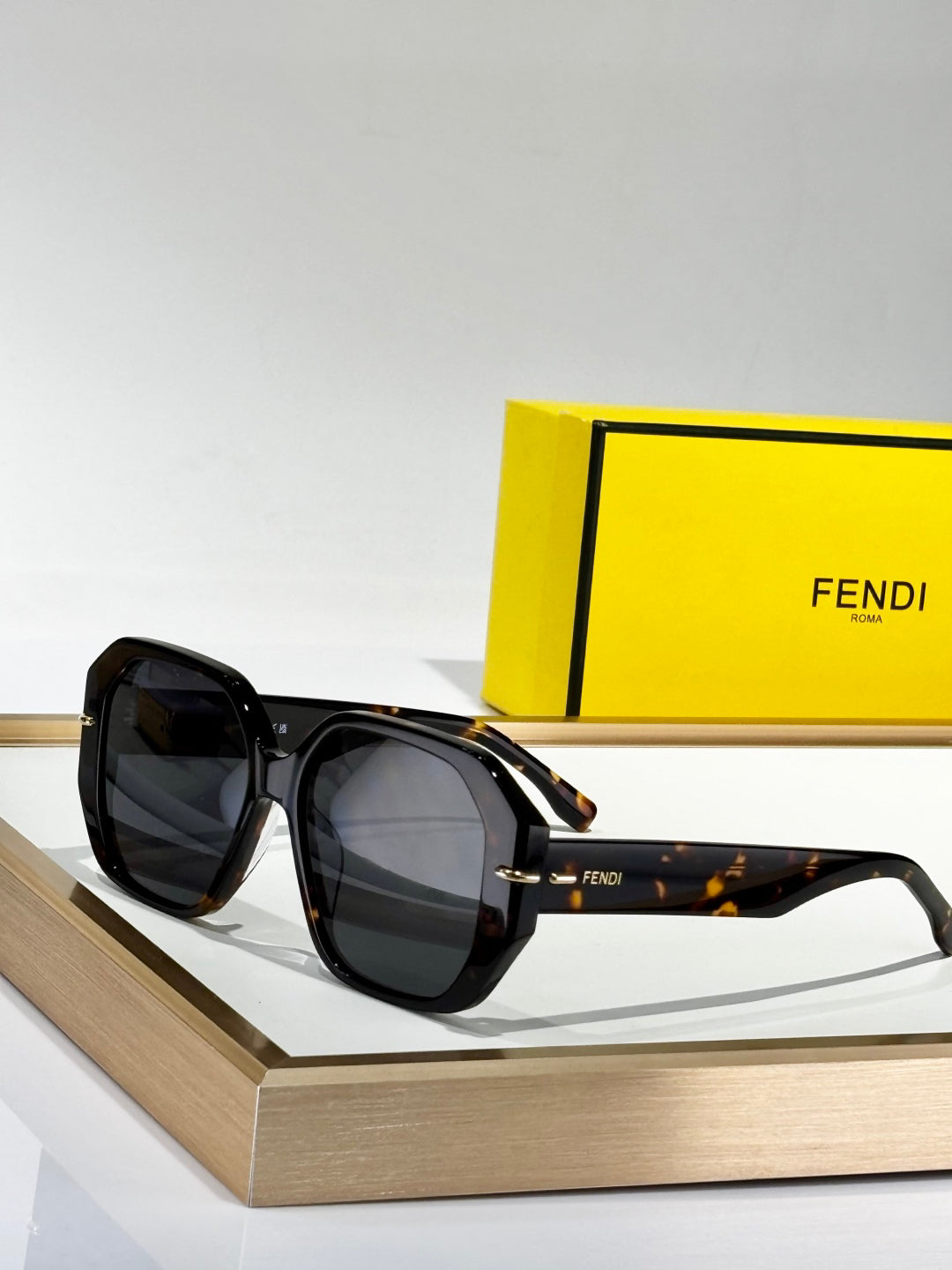 F 25 sunglasses