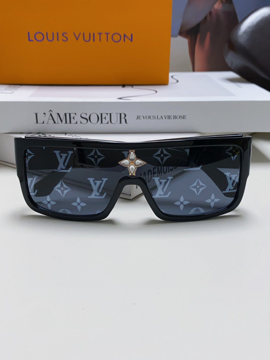 L 25 Sunglasses(four colors)