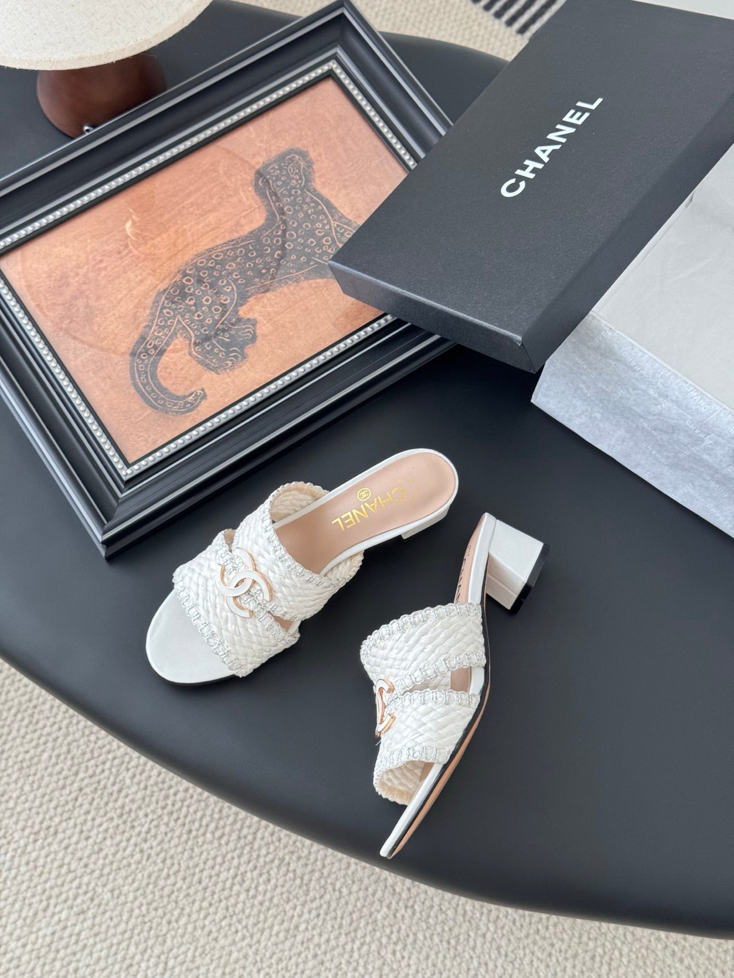 C 25 New High-heeled Slippers