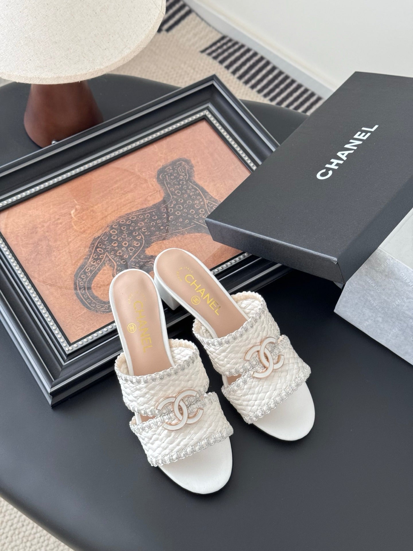 C 25 New High-heeled Slippers