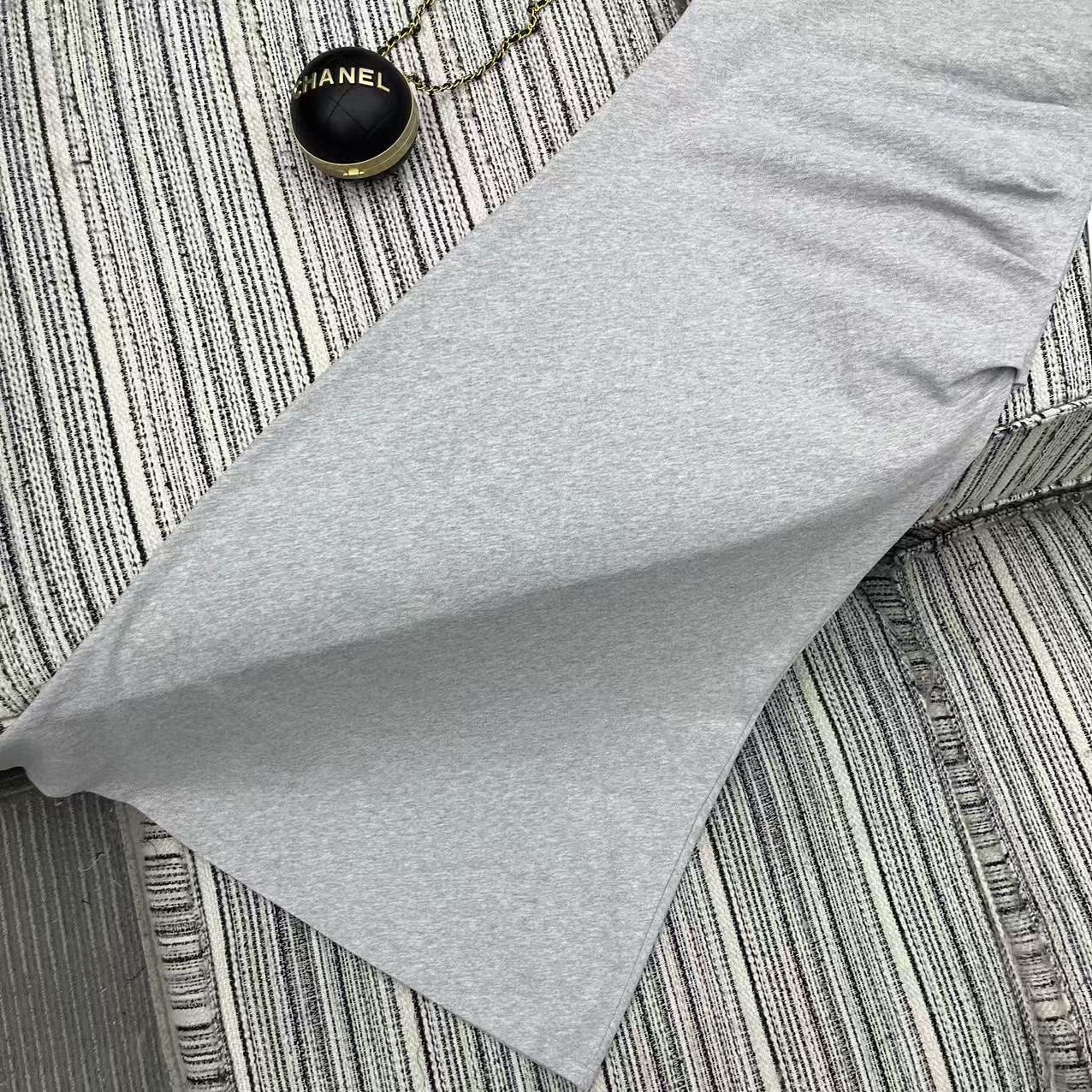 25 years early spring and summer new fake two-piece contrast vest dress