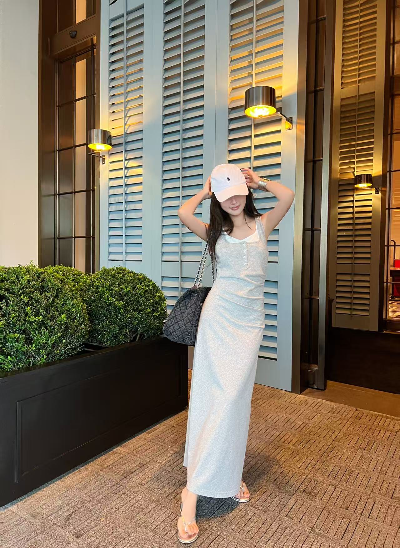 25 years early spring and summer new fake two-piece contrast vest dress
