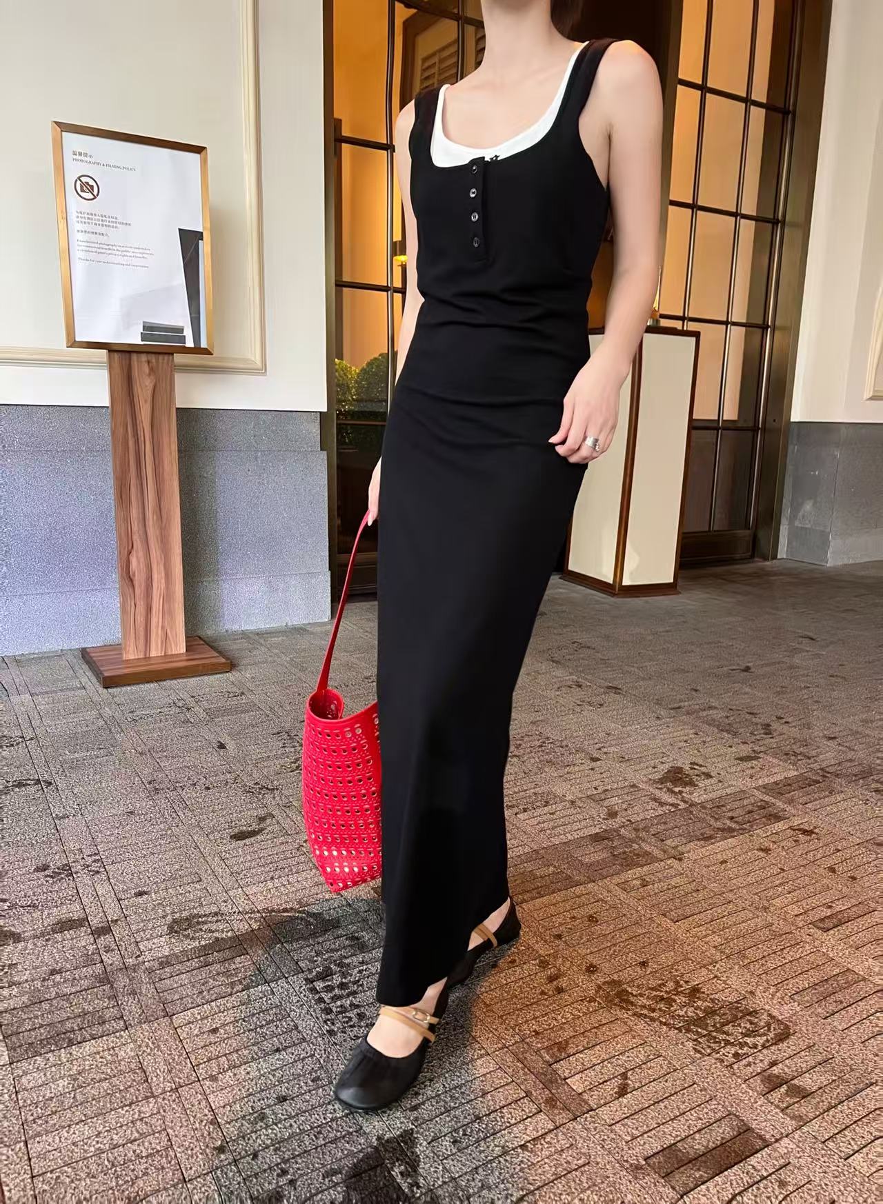 25 years early spring and summer new fake two-piece contrast vest dress