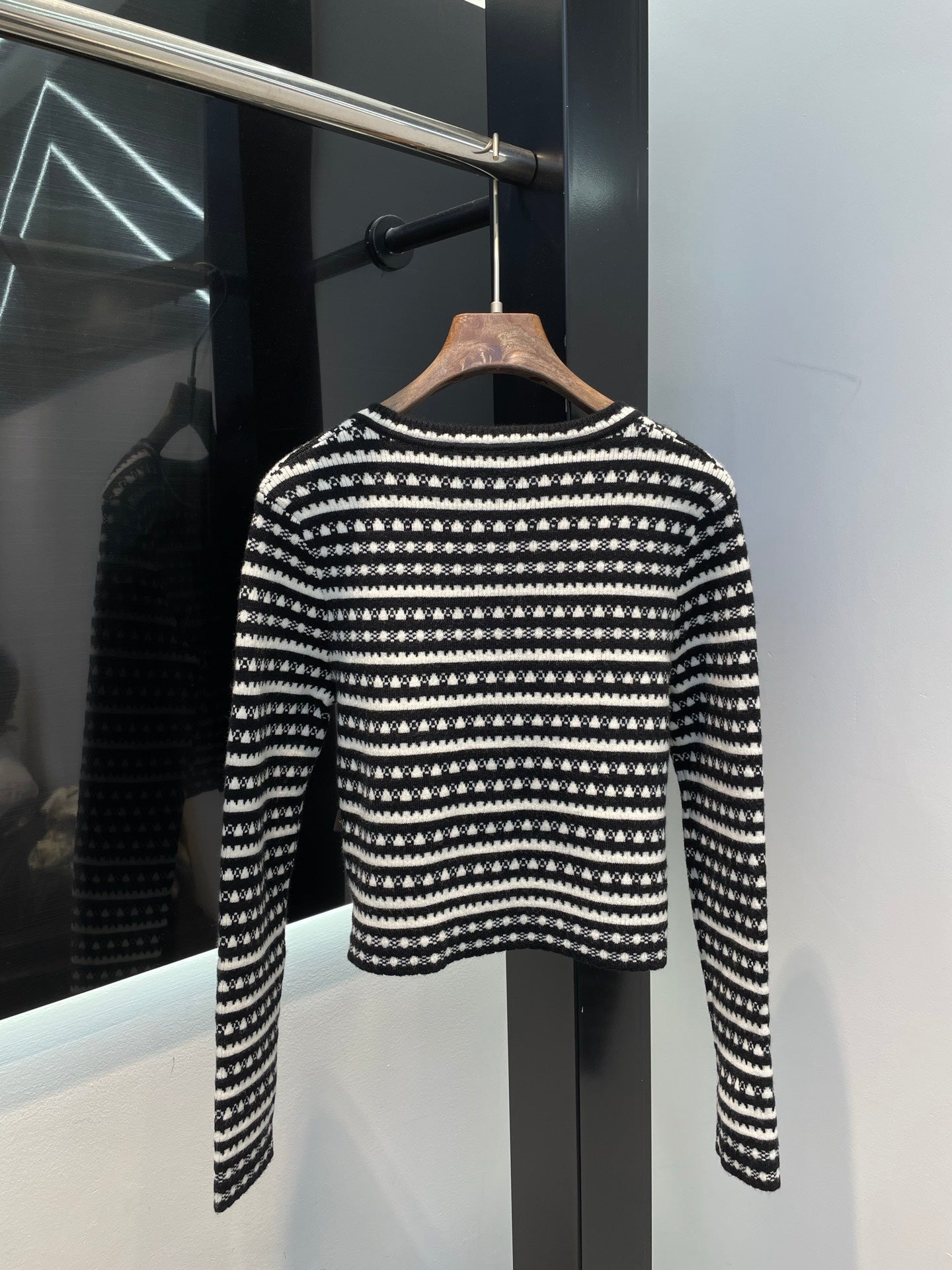 25 Spring and Summer New Round Neck Knitted Cardigan Top