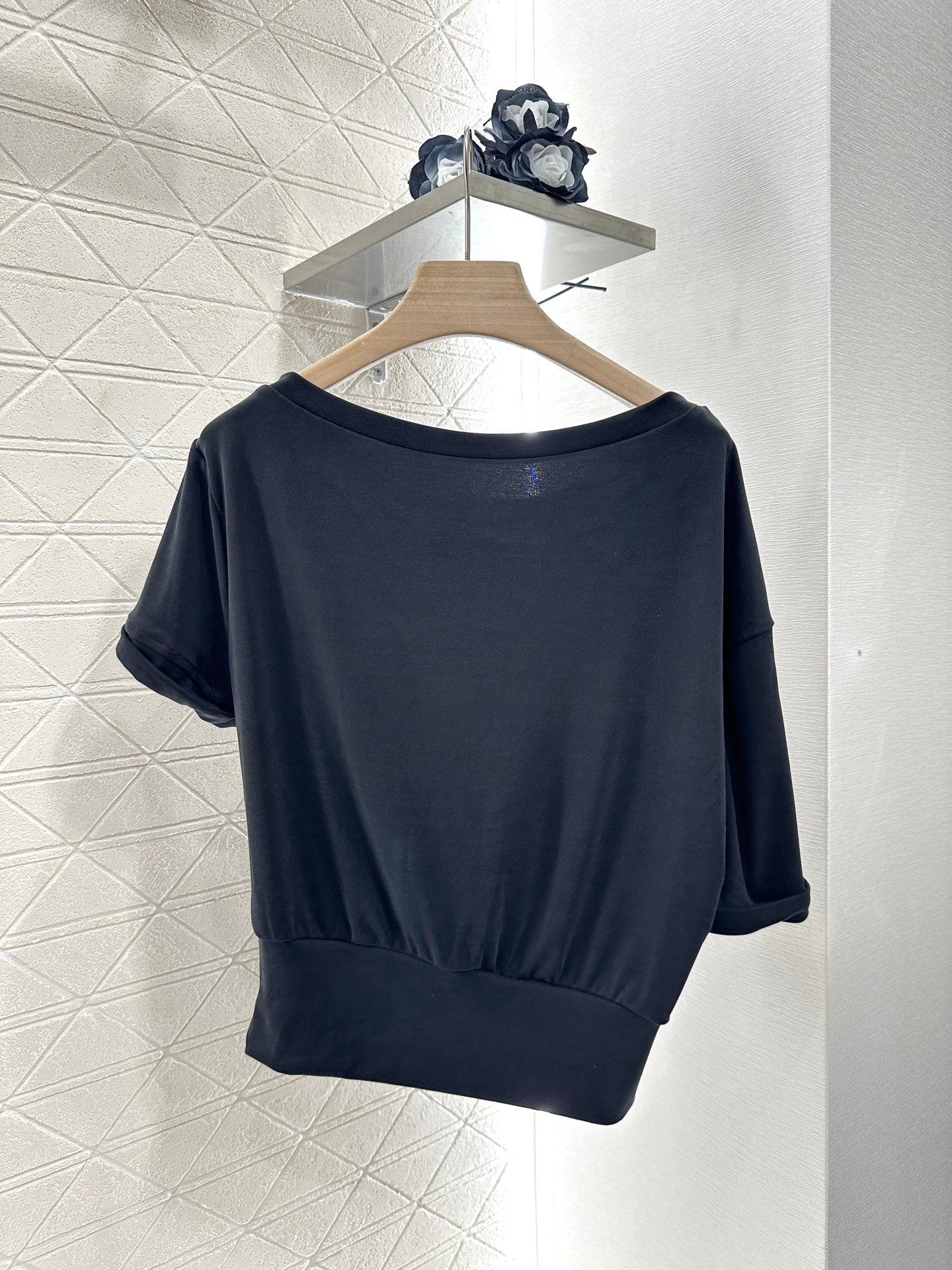 2025 Summer New Arrival Asymmetric Short Sleeve Drawstring Trousers Set
