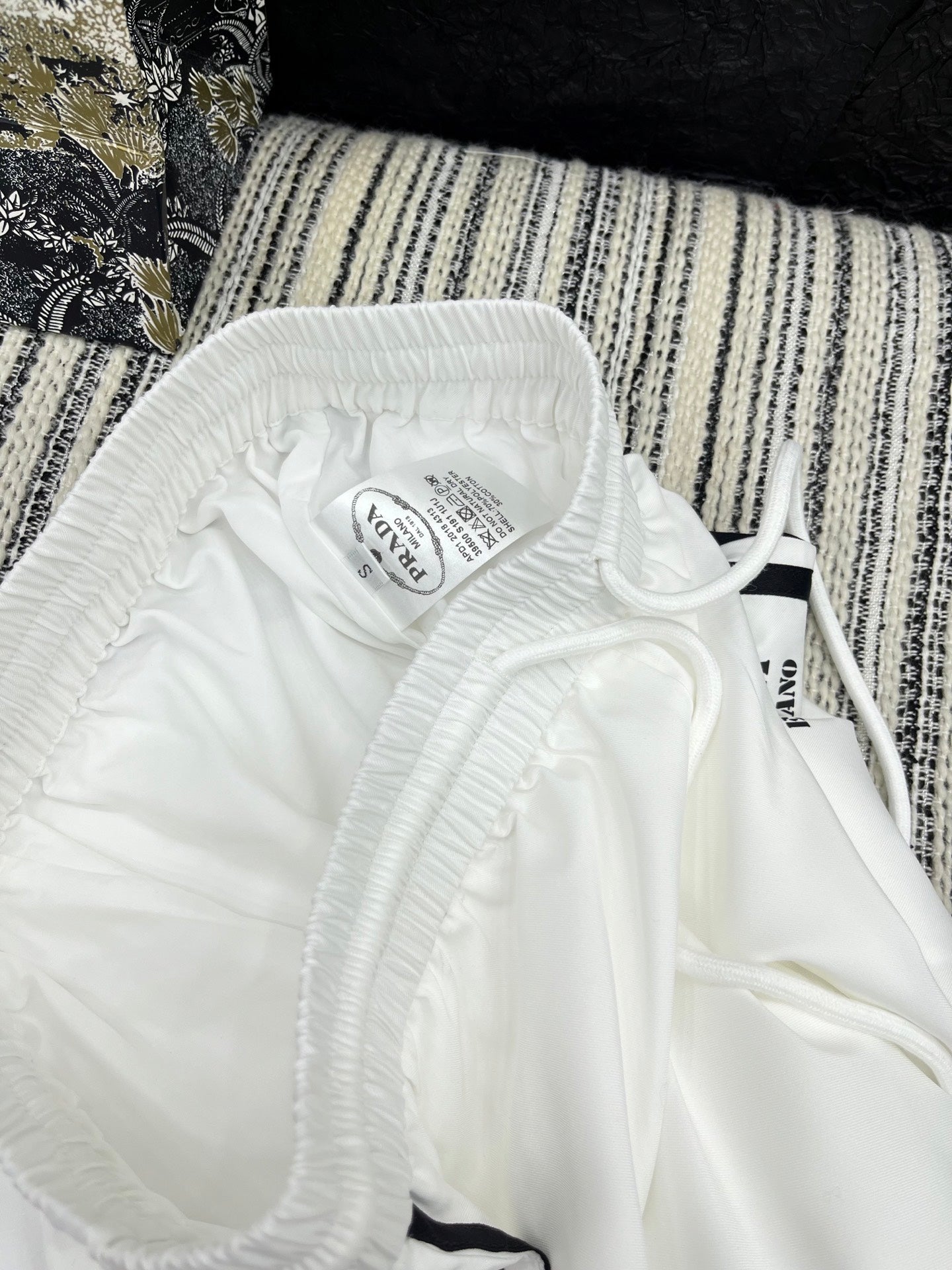 25 Summer new contrast color elastic waist drawstring casual trousers
