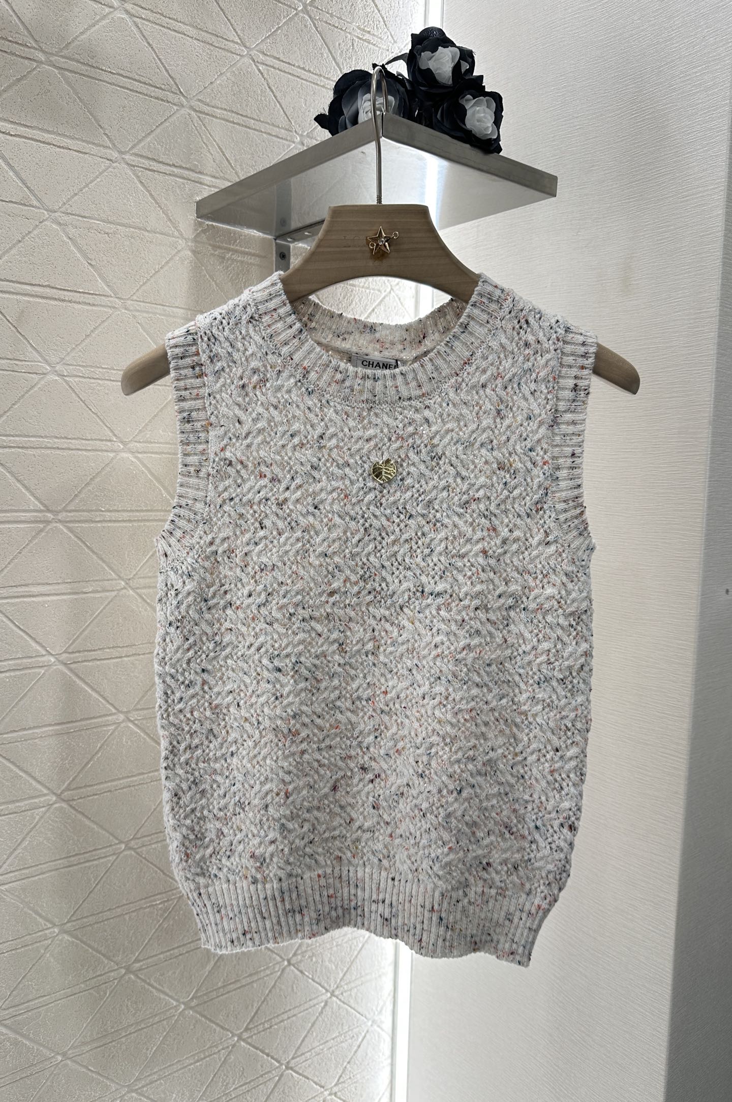 25 new summer leaf knitted vest