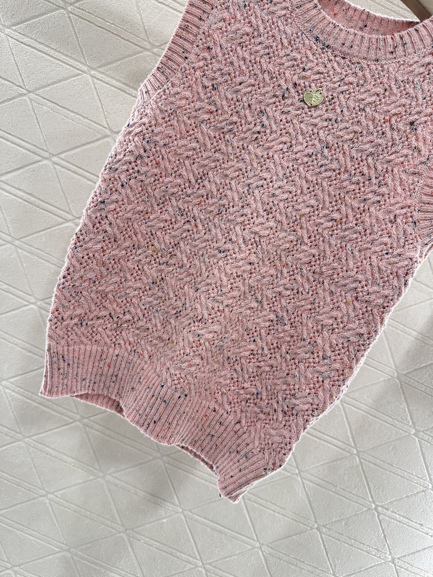 25 new summer leaf knitted vest