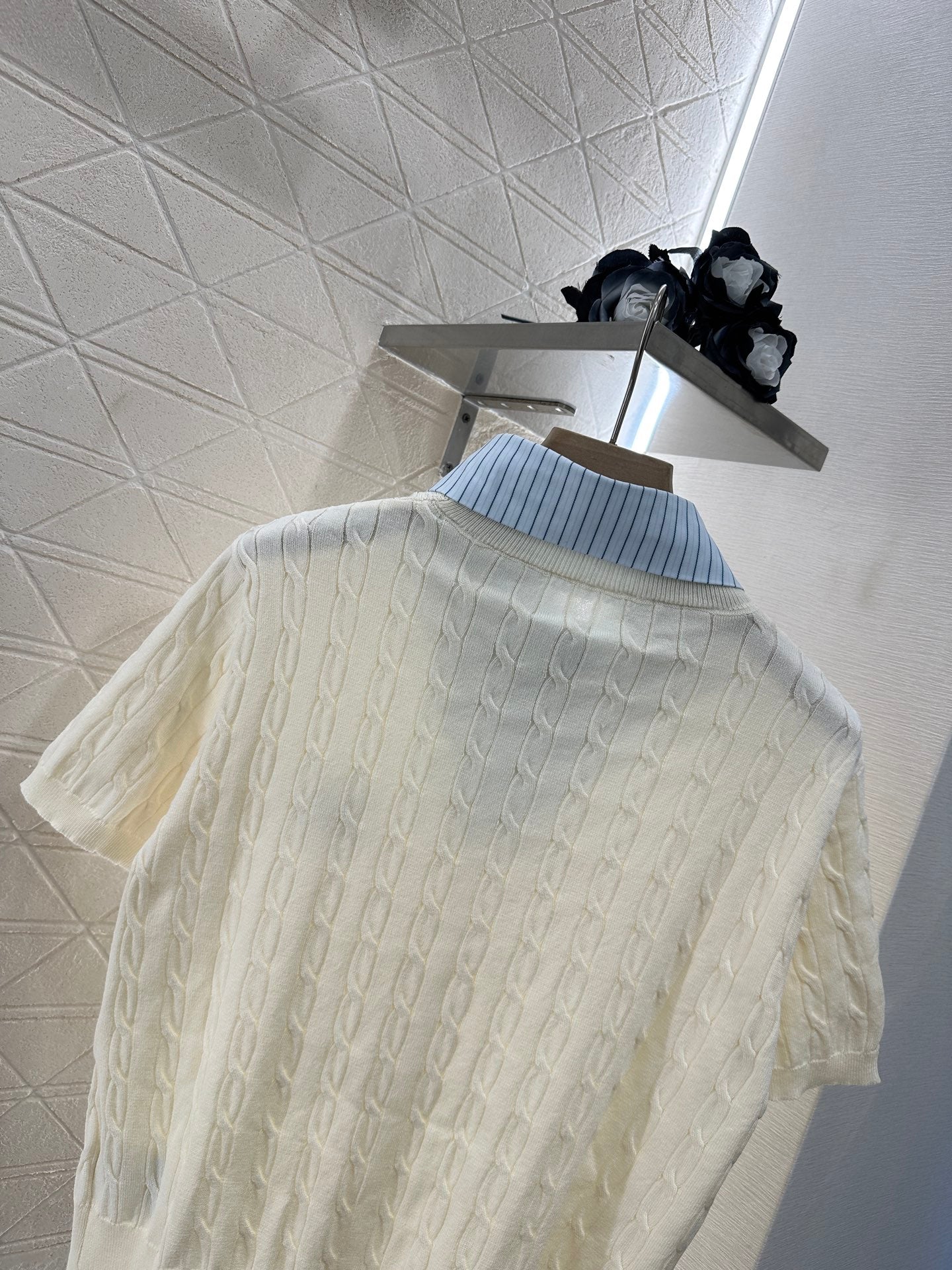 2025 Summer New Arrival Contrast Color Fake Two-Piece Knit Top