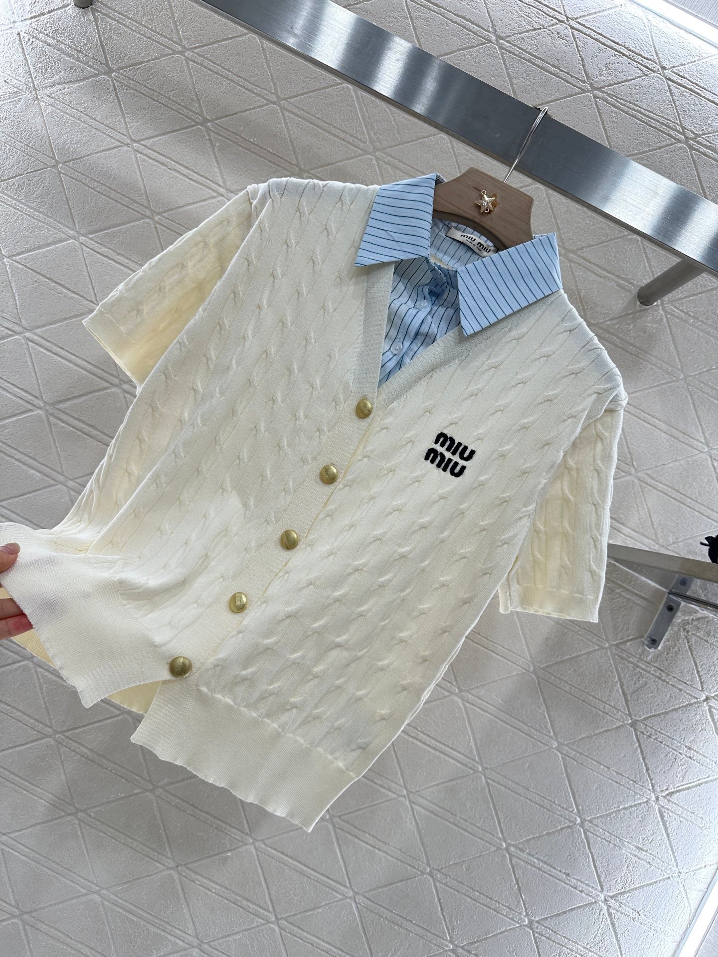 2025 Summer New Arrival Contrast Color Fake Two-Piece Knit Top