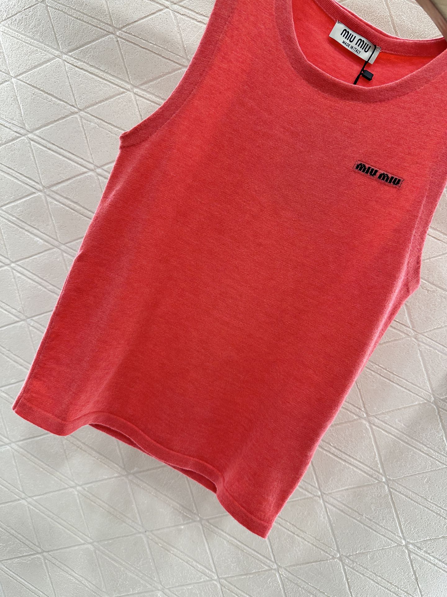 2025 Summer New Slim Fit Knitted Vest