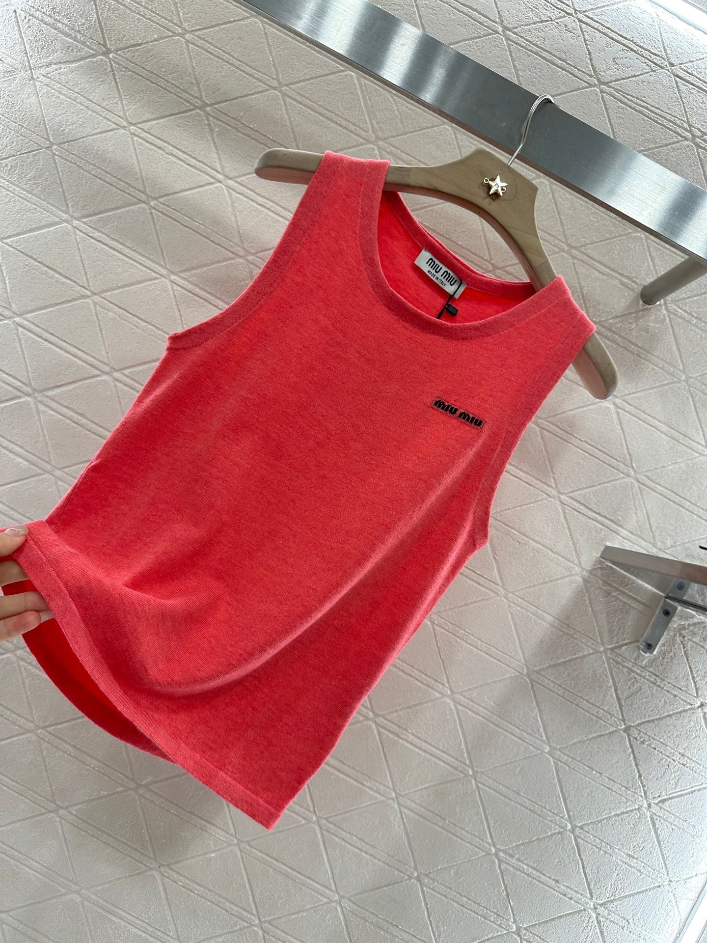 2025 Summer New Slim Fit Knitted Vest