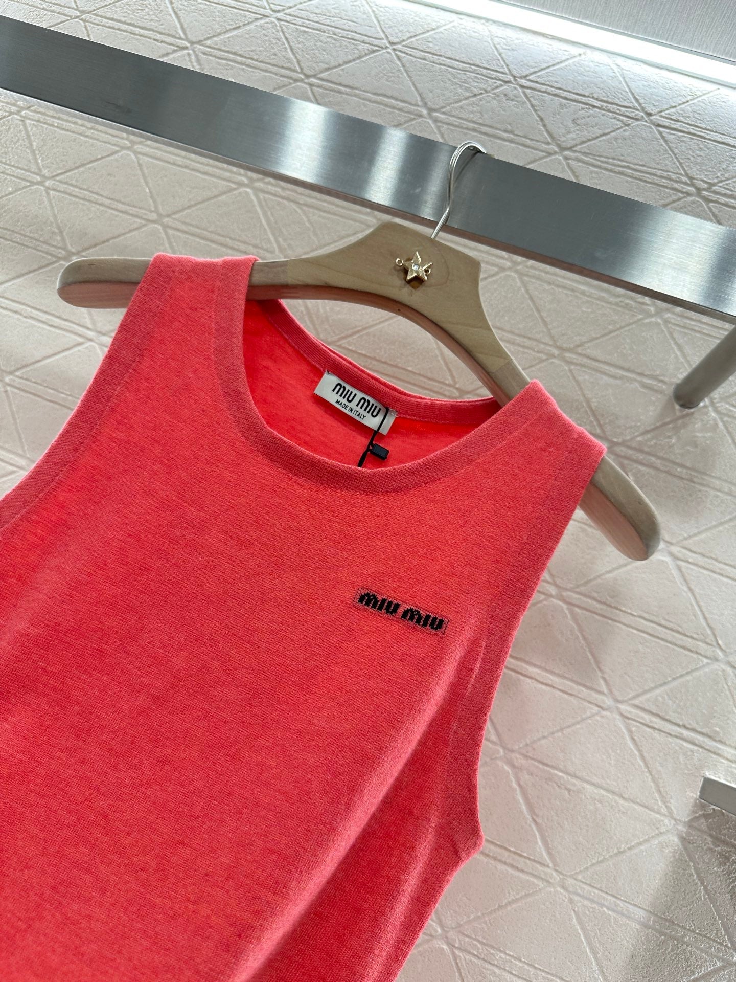 2025 Summer New Slim Fit Knitted Vest