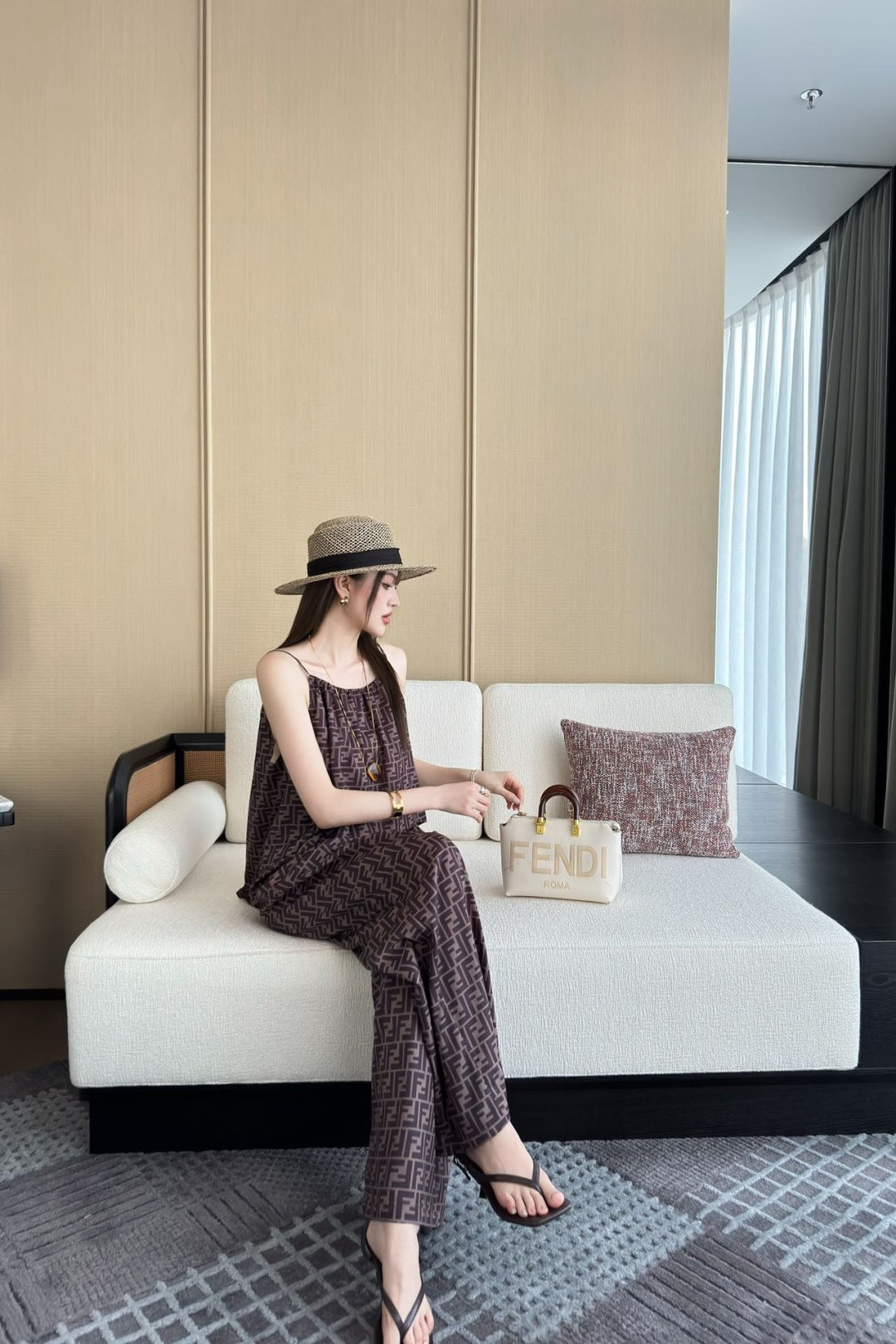 25Ss Spring and Summer New Style Old Flower Pattern Suspender Top + High Waist Wide Leg Pants Set