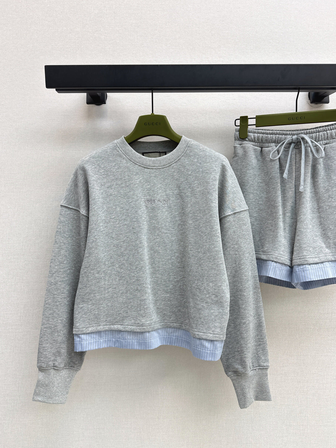25Ss spring and summer new casual fashionable suit round neck splicing sweater + shorts suit