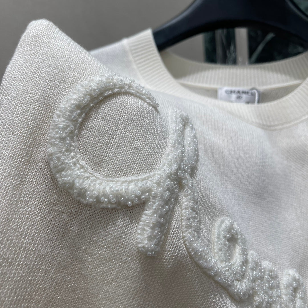 C 25 Early Fall New Crew Neck Crochet Beaded Knit Sweater