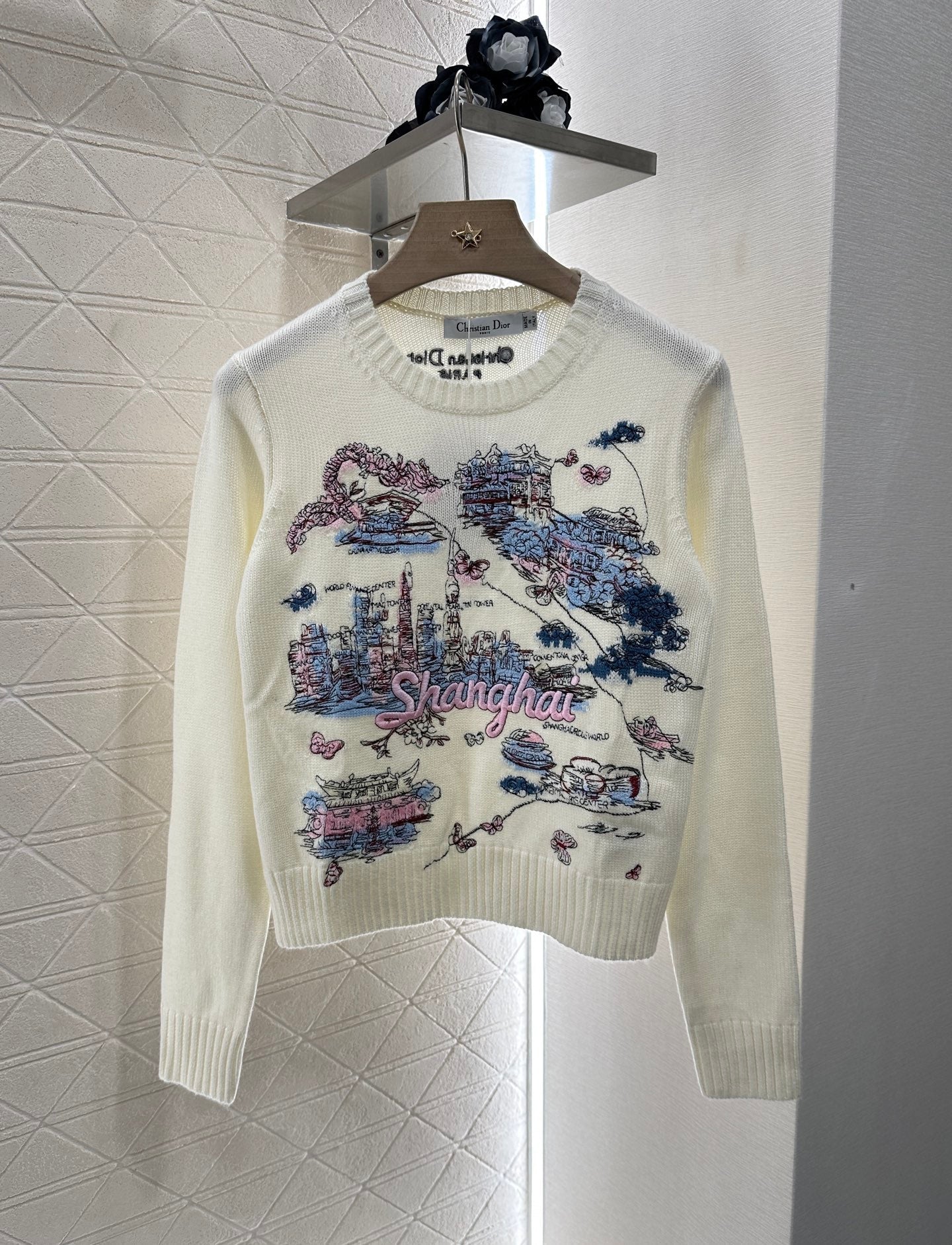 D 2025 Summer New Cityscape Embroidered Pullover Sweater