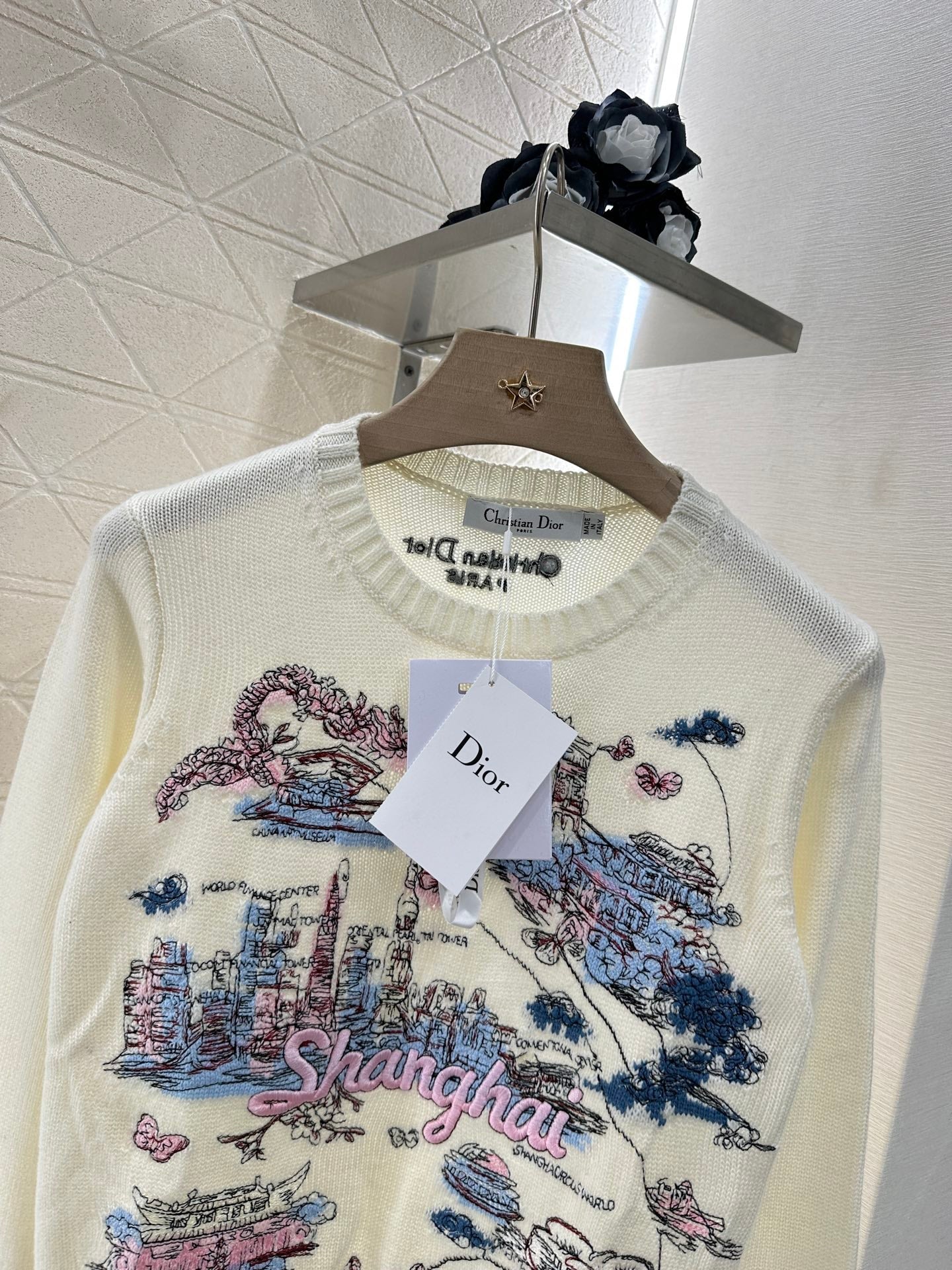 D 2025 Summer New Cityscape Embroidered Pullover Sweater