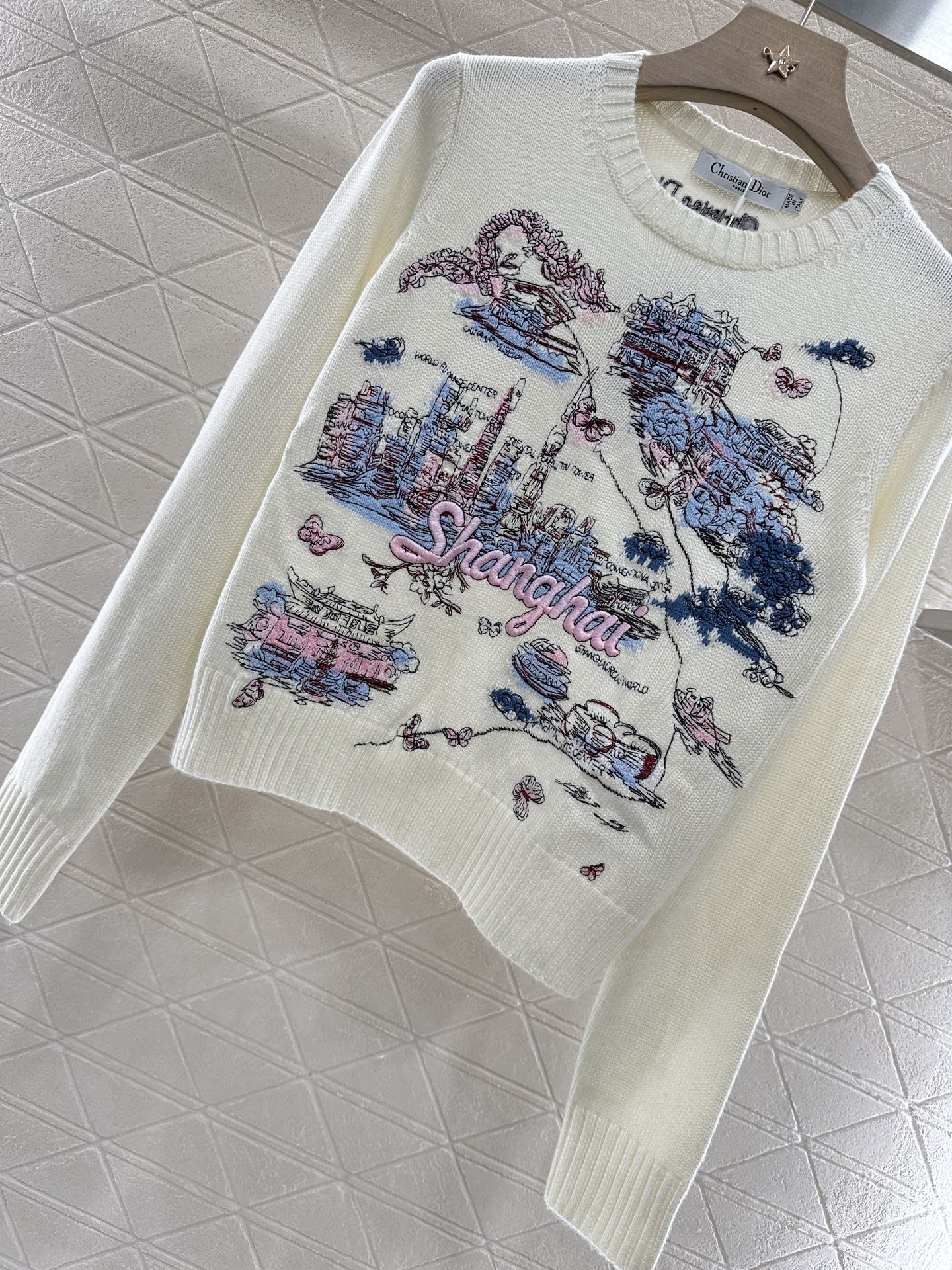 D 2025 Summer New Cityscape Embroidered Pullover Sweater