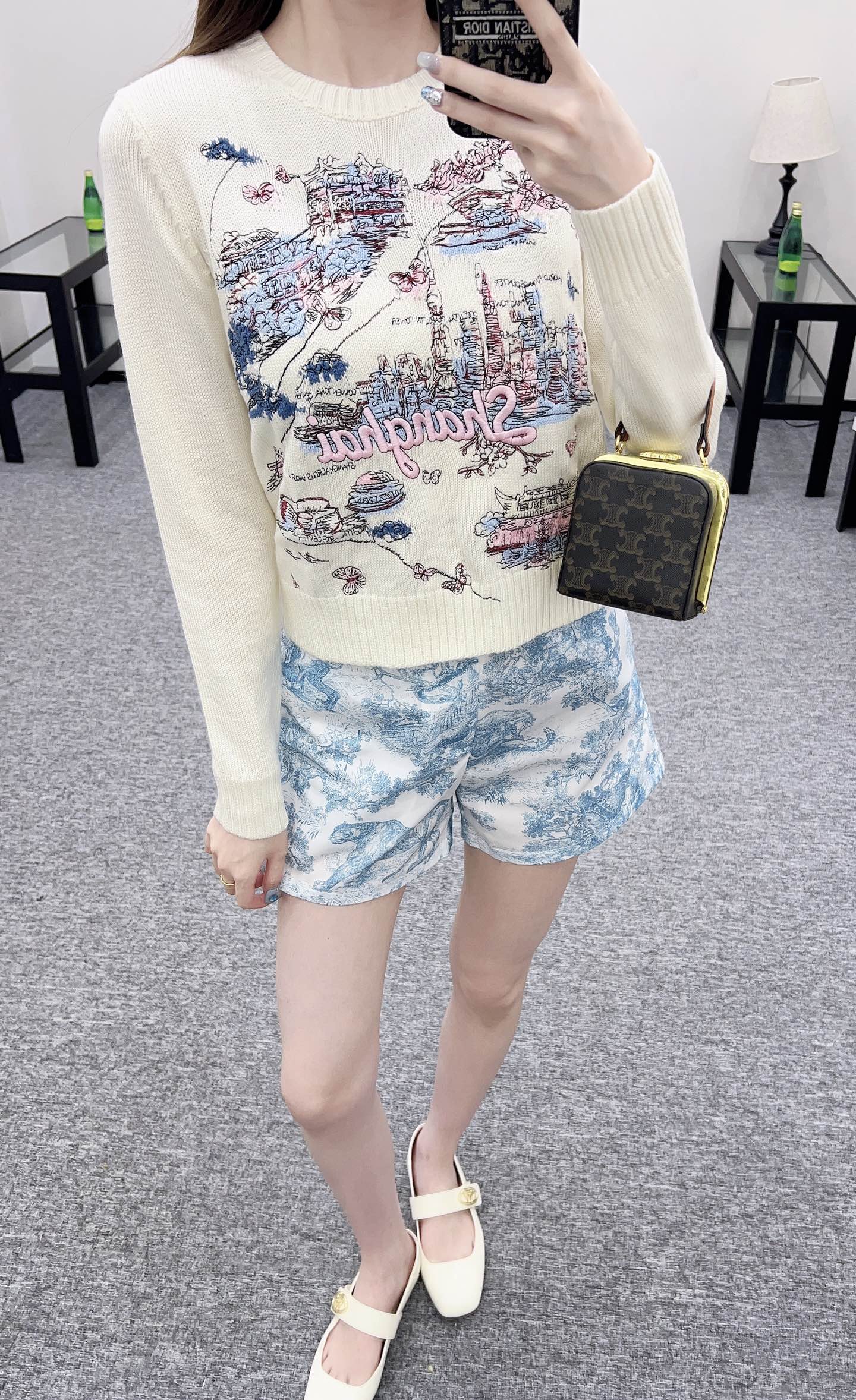 D 2025 Summer New Cityscape Embroidered Pullover Sweater