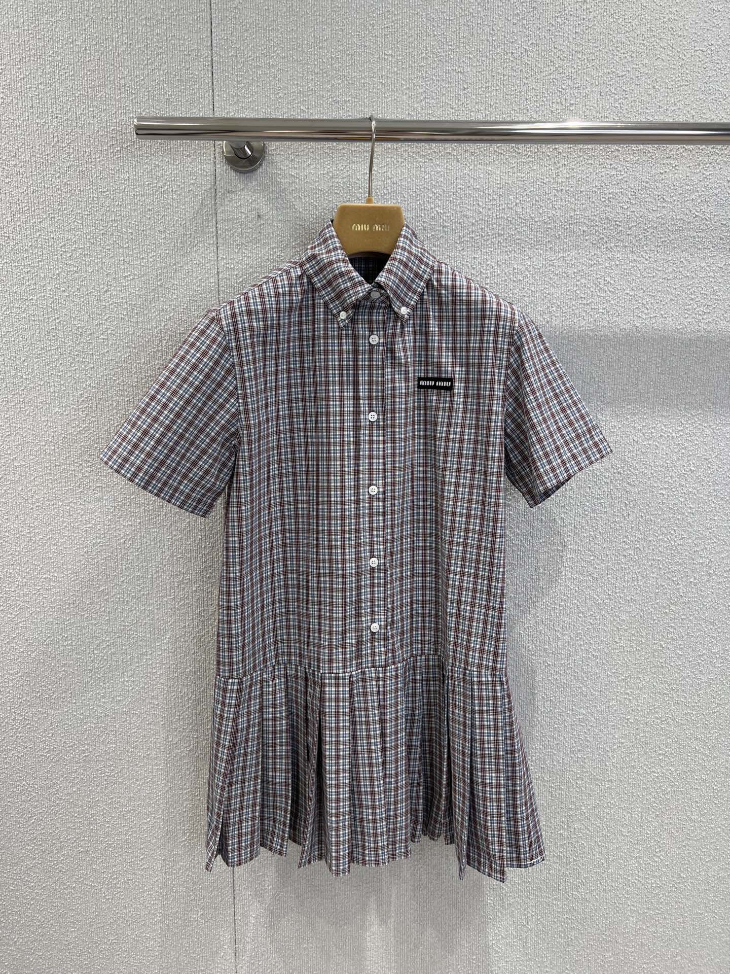 M 25Ss new spring and summer logo embroidered pleated shirt dress