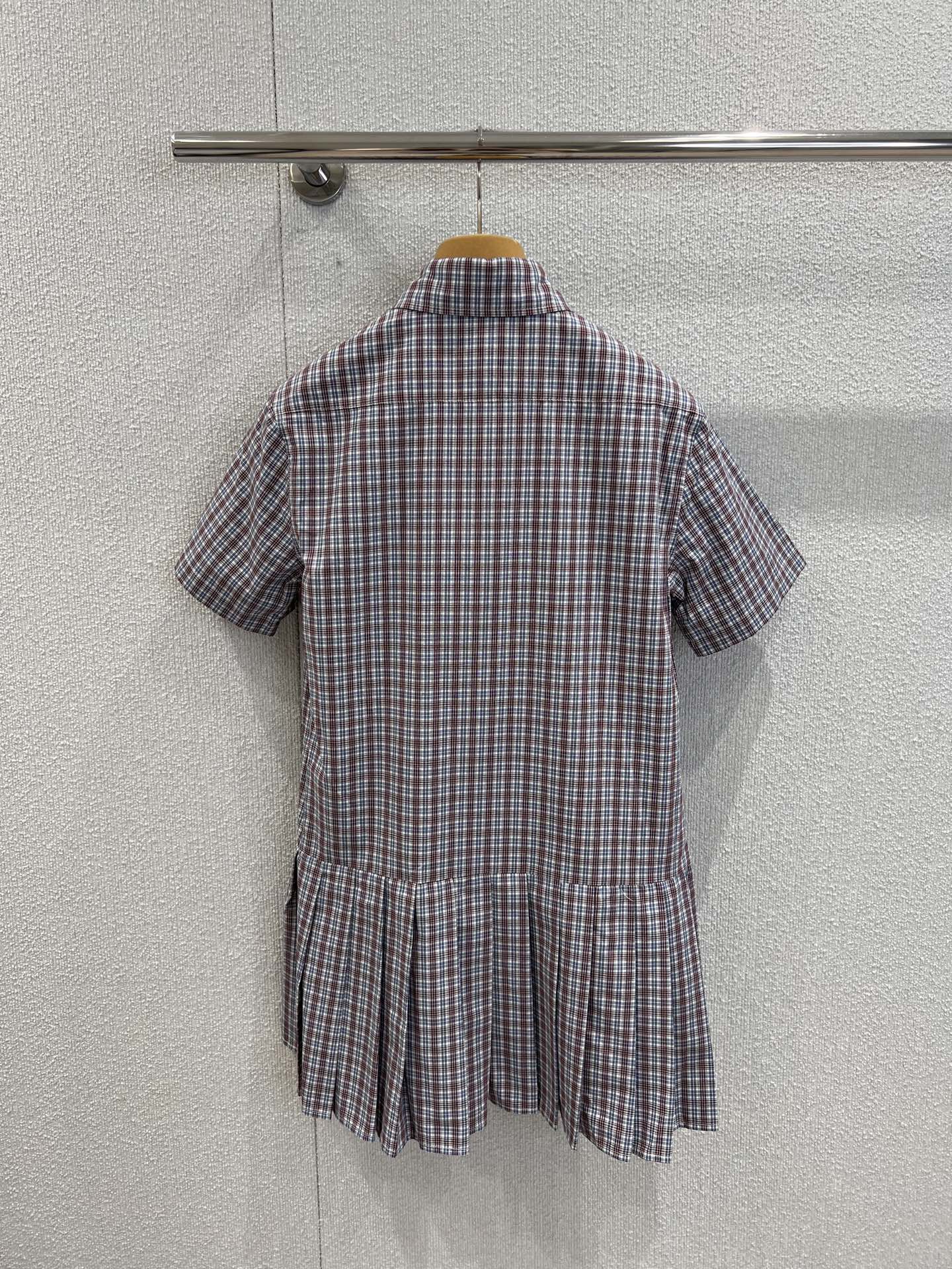 M 25Ss new spring and summer logo embroidered pleated shirt dress