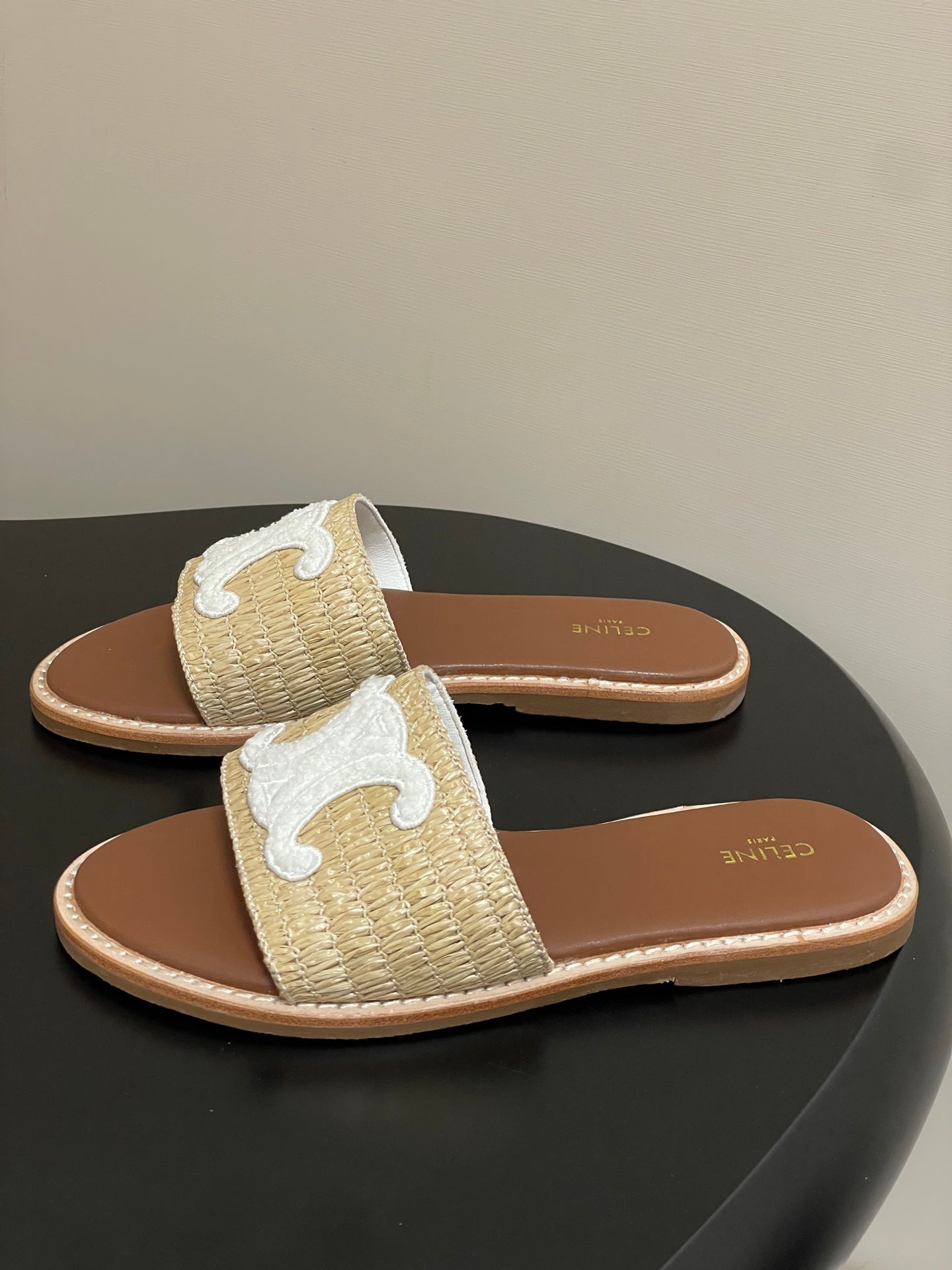 25ss Spring and Summer New Retro Straw Slippers