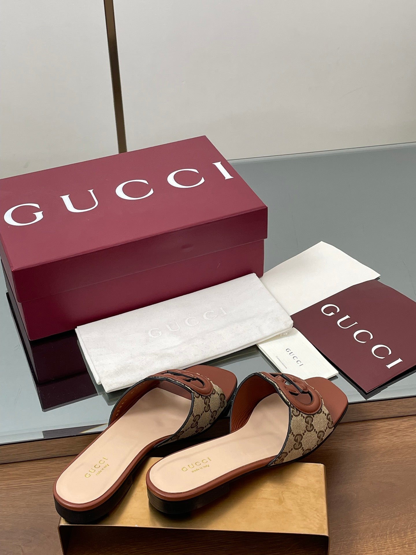25 Summer New Square Toe Open Toe Sandals