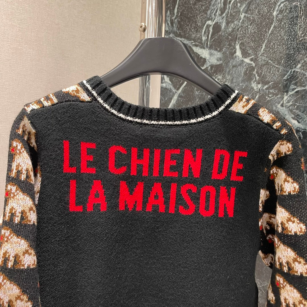 V 25 Early Fall New V-neck printed knitted long sleeves