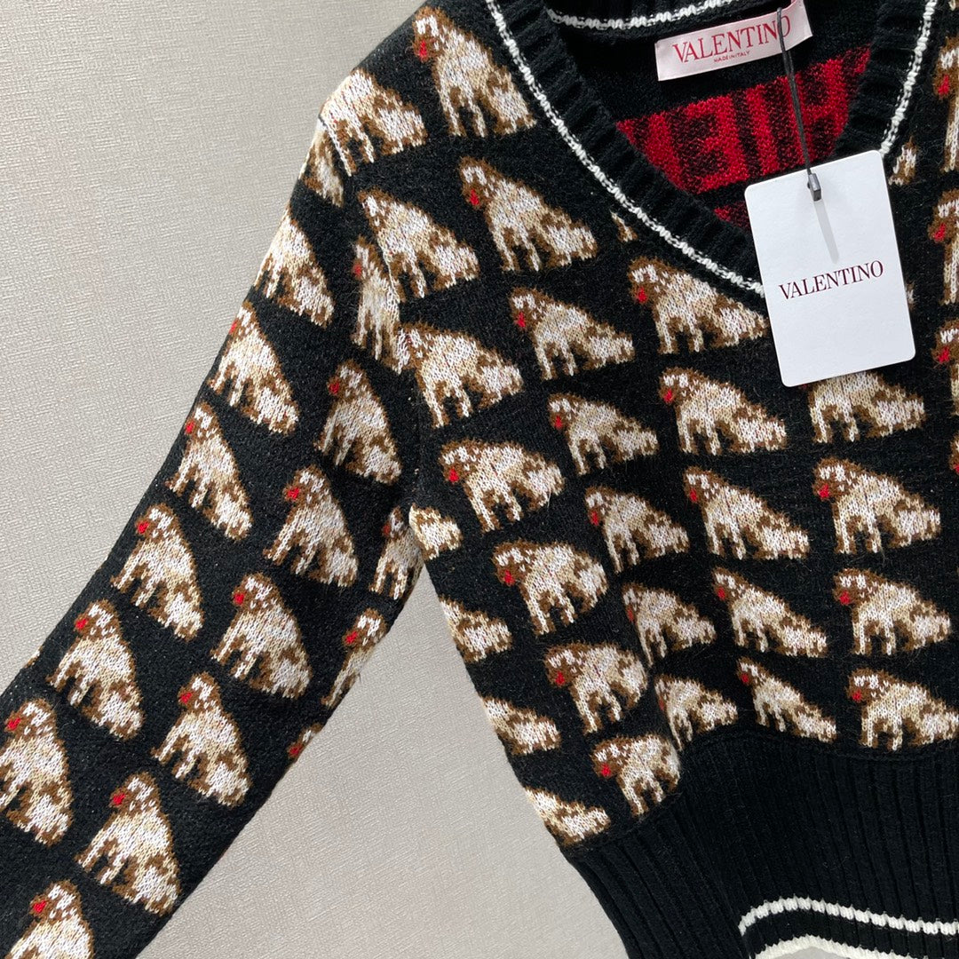 V 25 Early Fall New V-neck printed knitted long sleeves