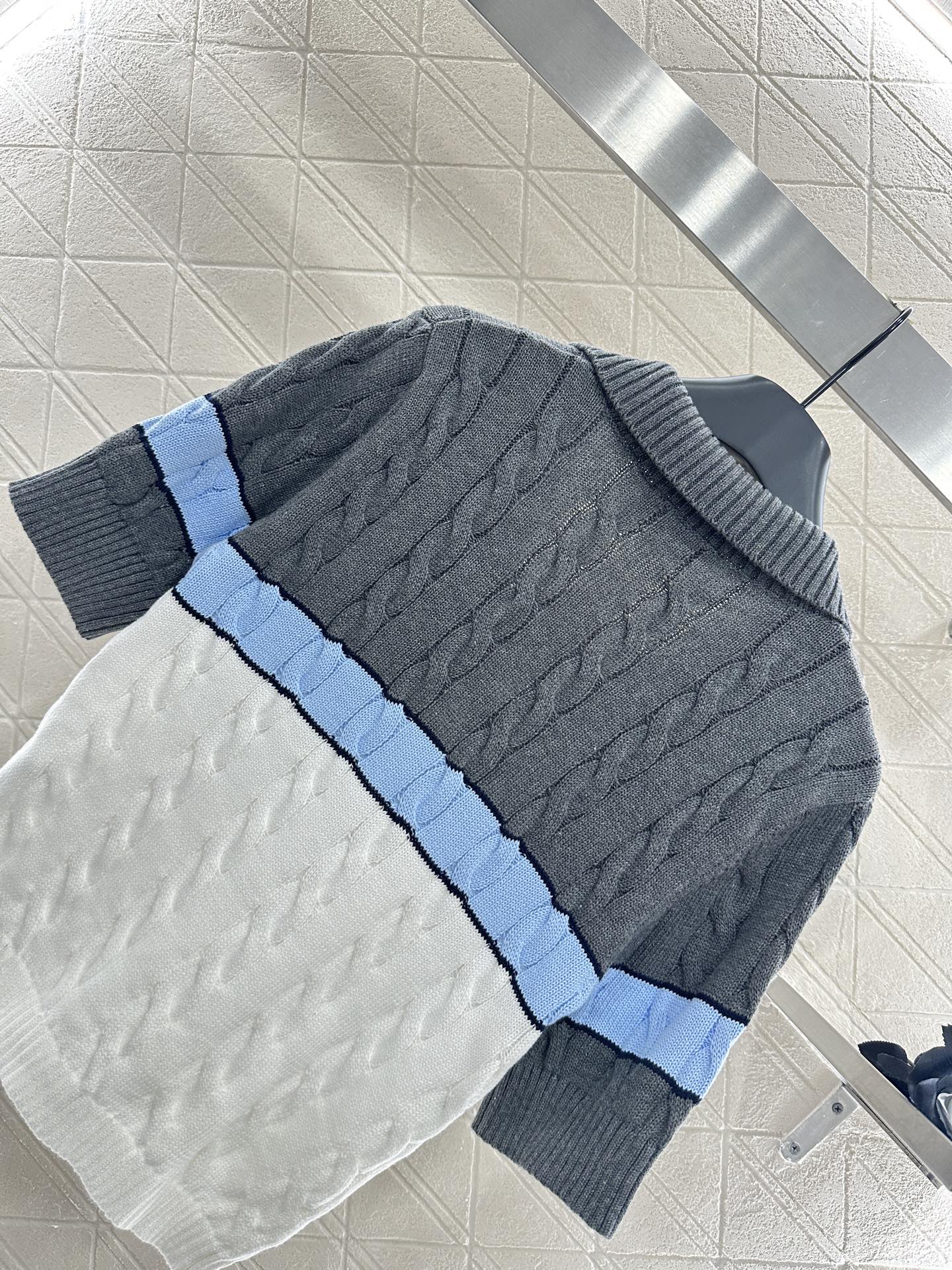 2025 Autumn New Arrivals Zippered Cardigan Knitted Short Sleeves