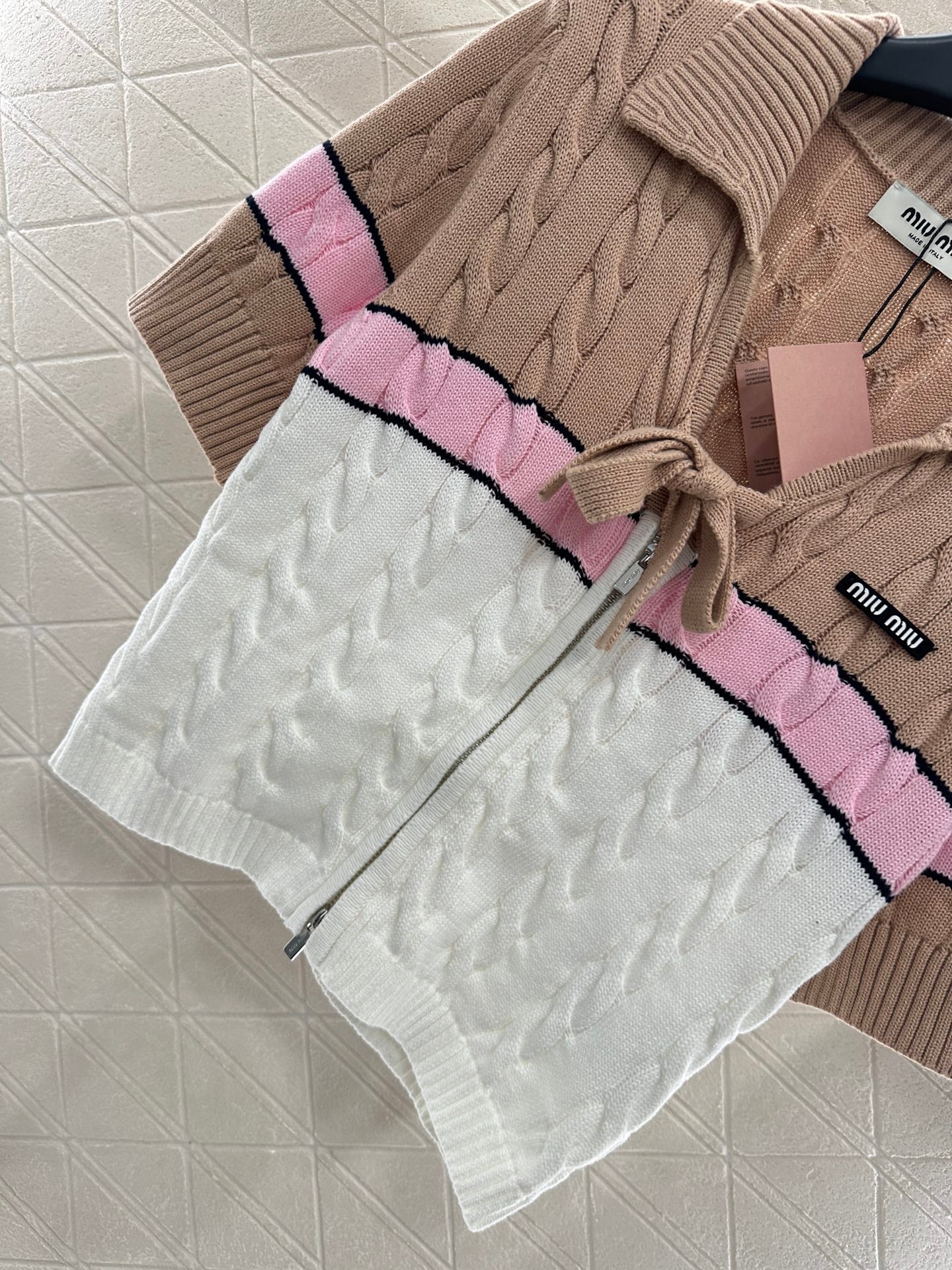 2025 Autumn New Arrivals Zippered Cardigan Knitted Short Sleeves