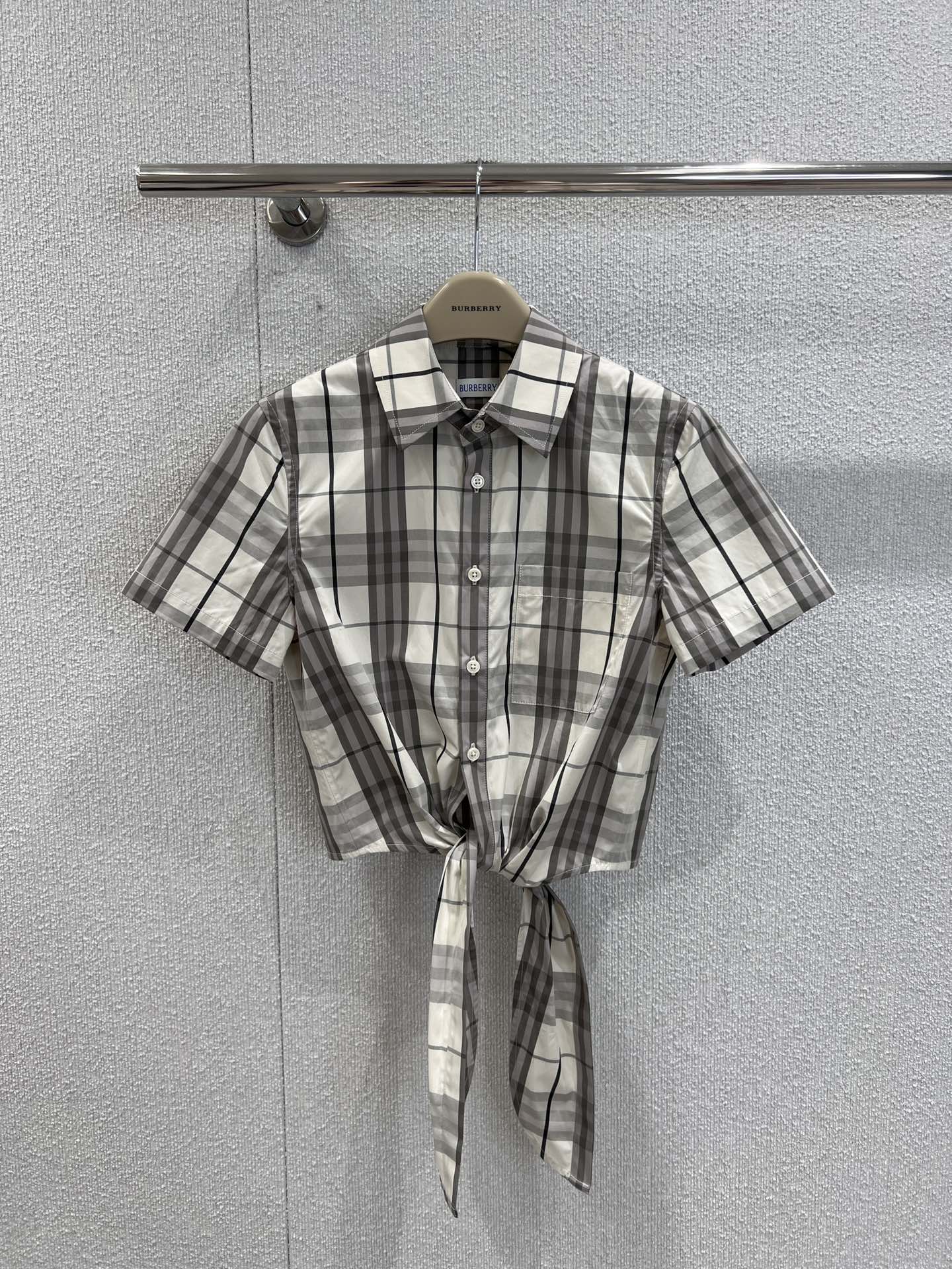 25Ss Spring and Summer New Plaid Lapel Short Sleeve Shirt + Elastic Waist Shorts Set