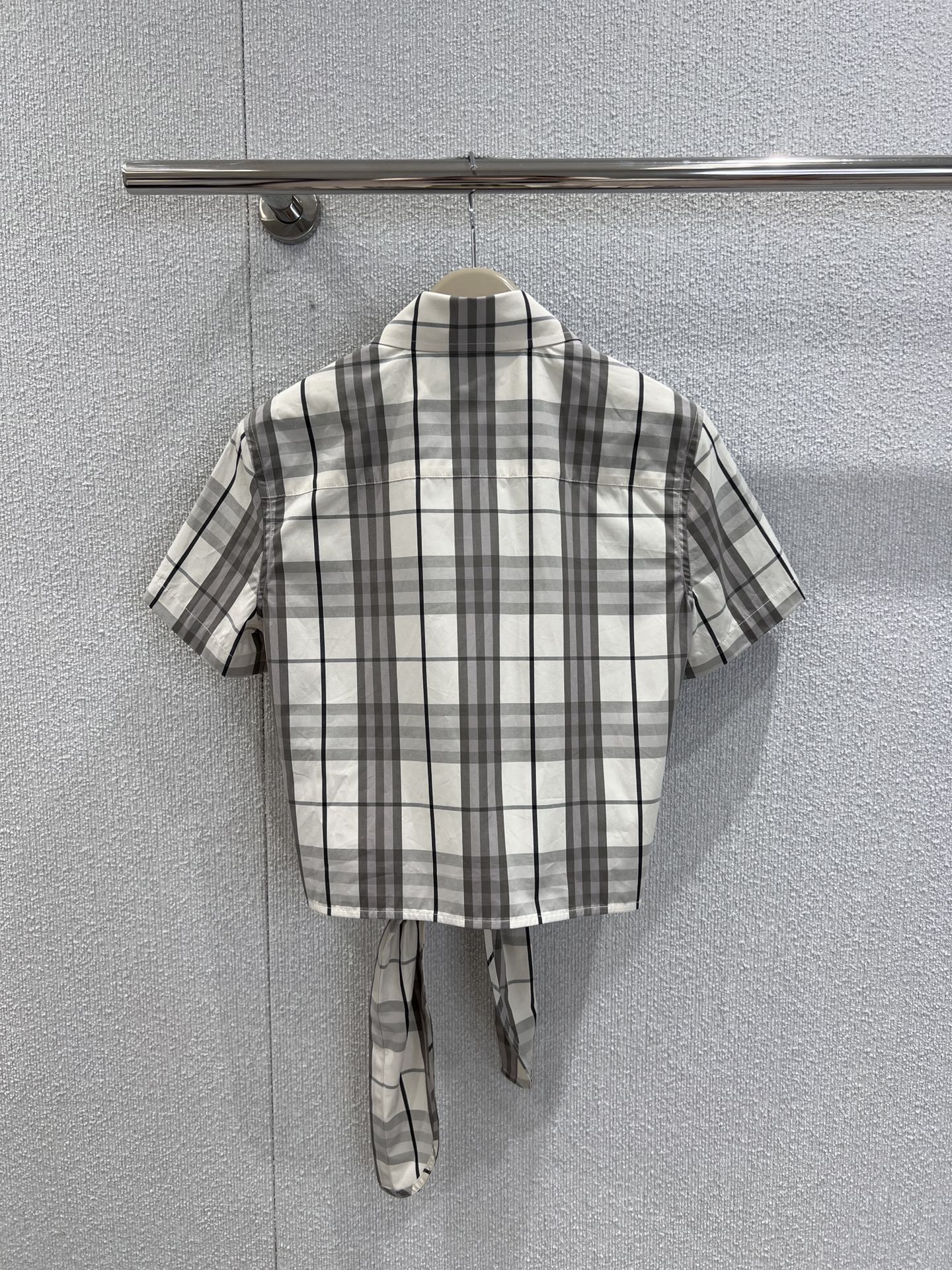 25Ss Spring and Summer New Plaid Lapel Short Sleeve Shirt + Elastic Waist Shorts Set
