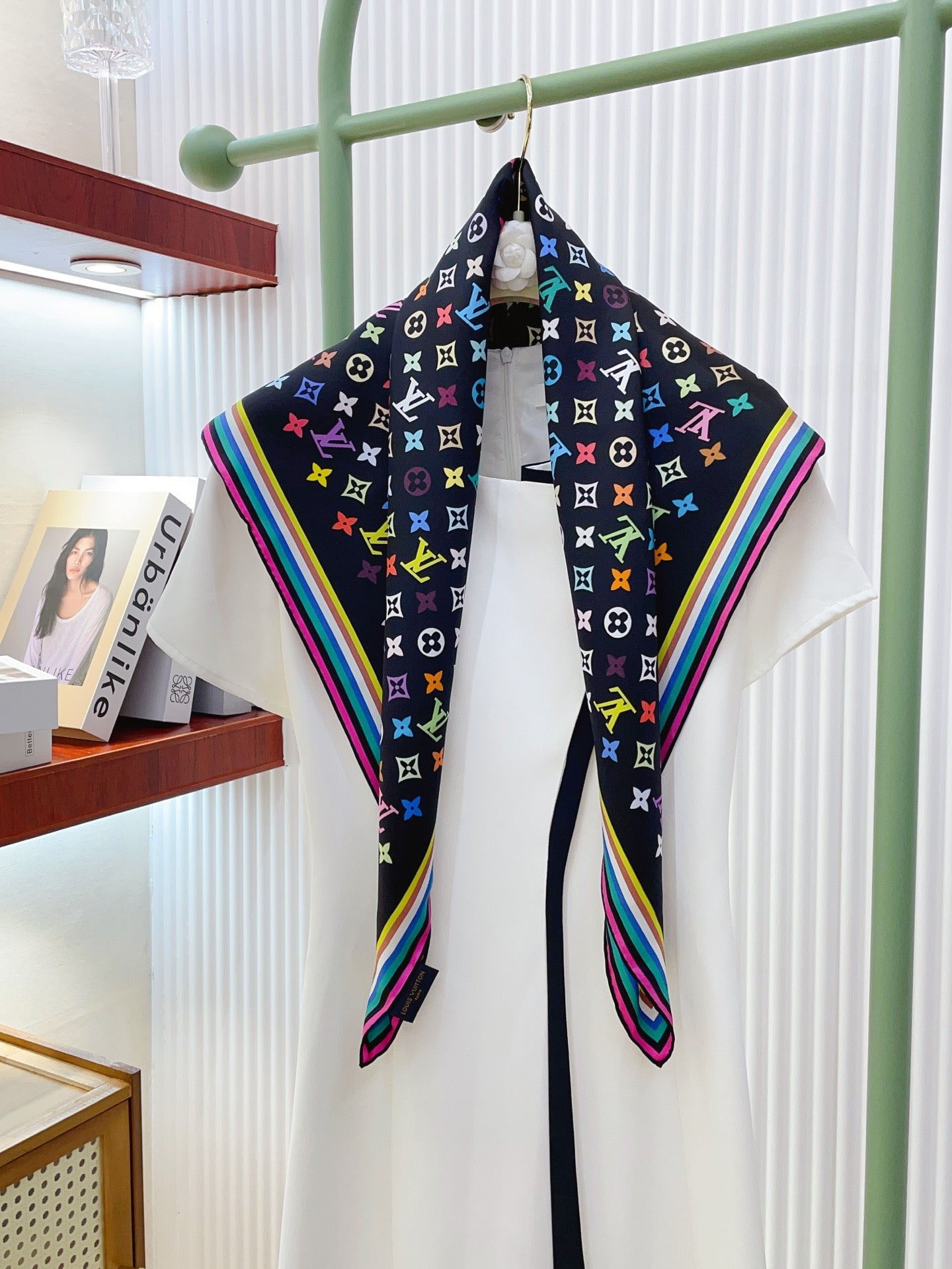 25 Sommer neuer quadratischer Schal aus Twill-Seide