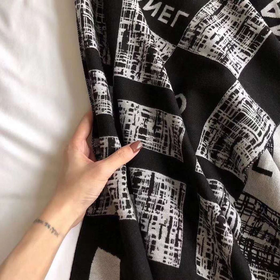 25 new summer letter color matching scarf