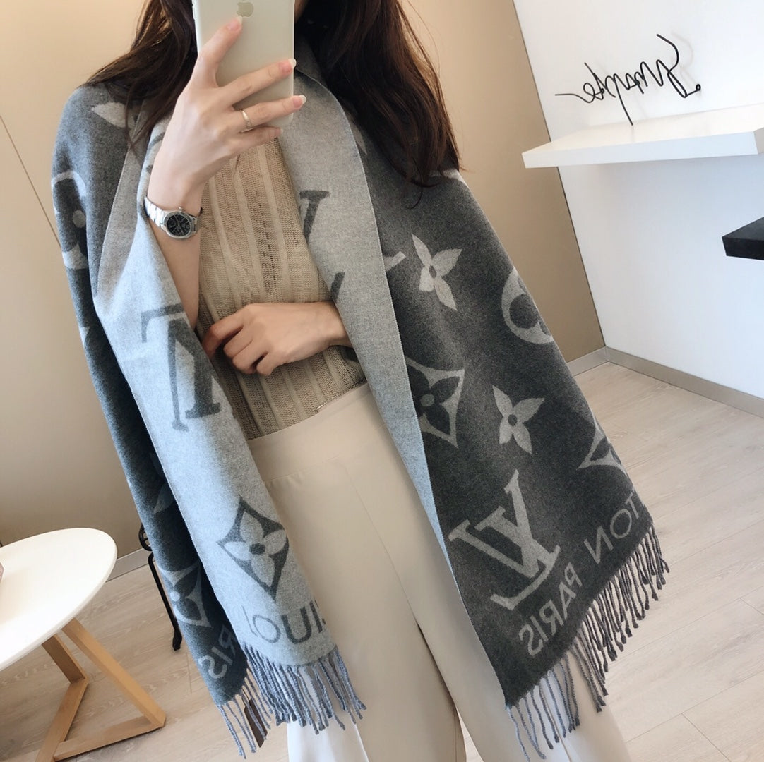 25 Summer new double-sided jacquard long beard scarf