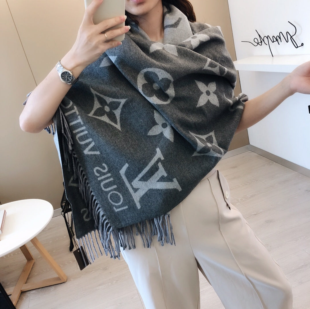 25 Summer new double-sided jacquard long beard scarf