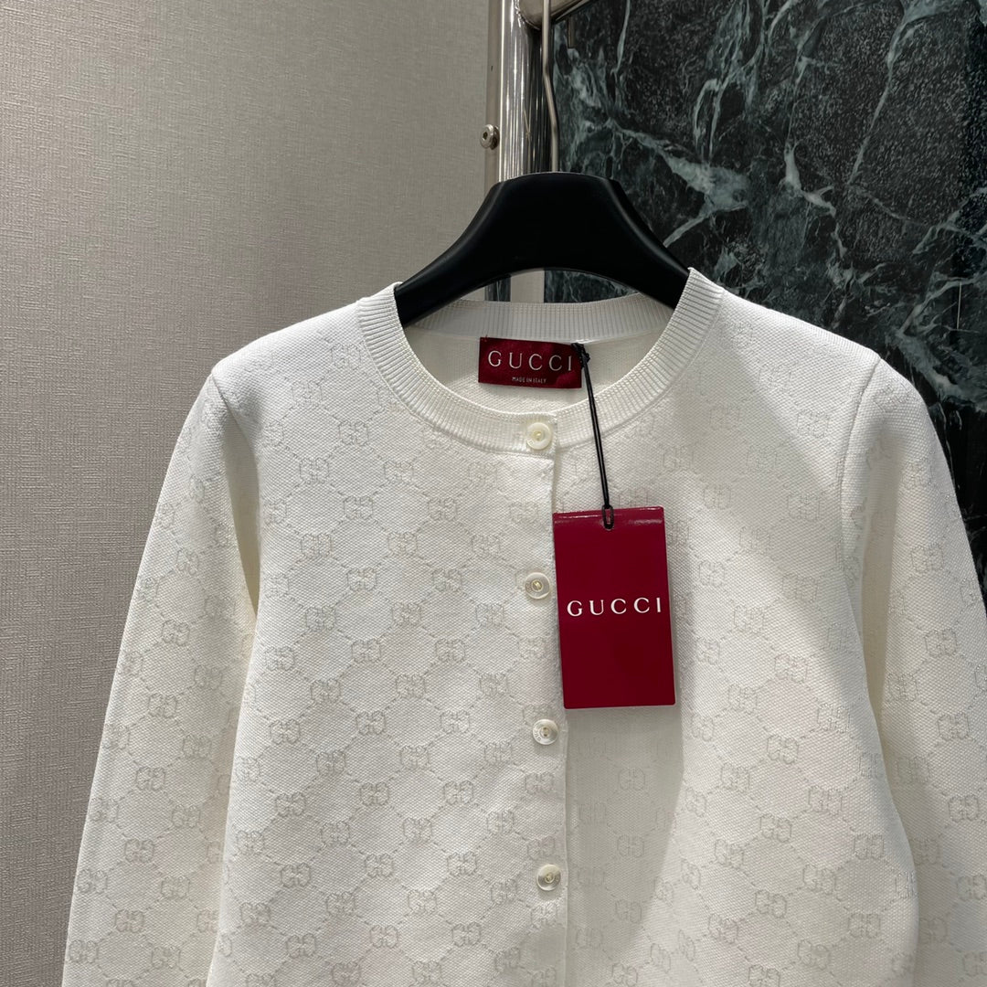 25 Early Autumn New Jacquard Dark Pattern Knitted Cardigan